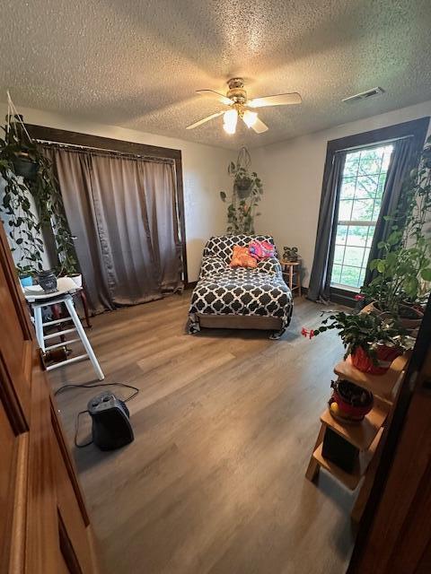 2303 Highway W Property Photo 11