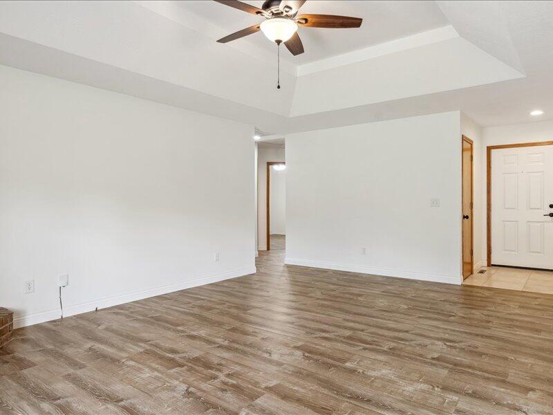 3186 West Primrose Street Property Photo 6