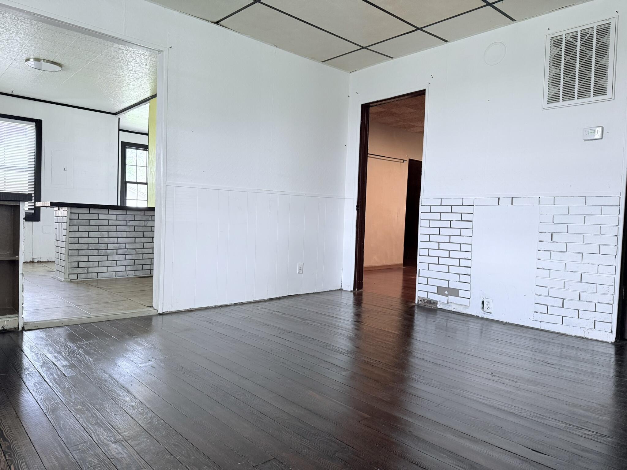 808 8th Street Property Photo 10