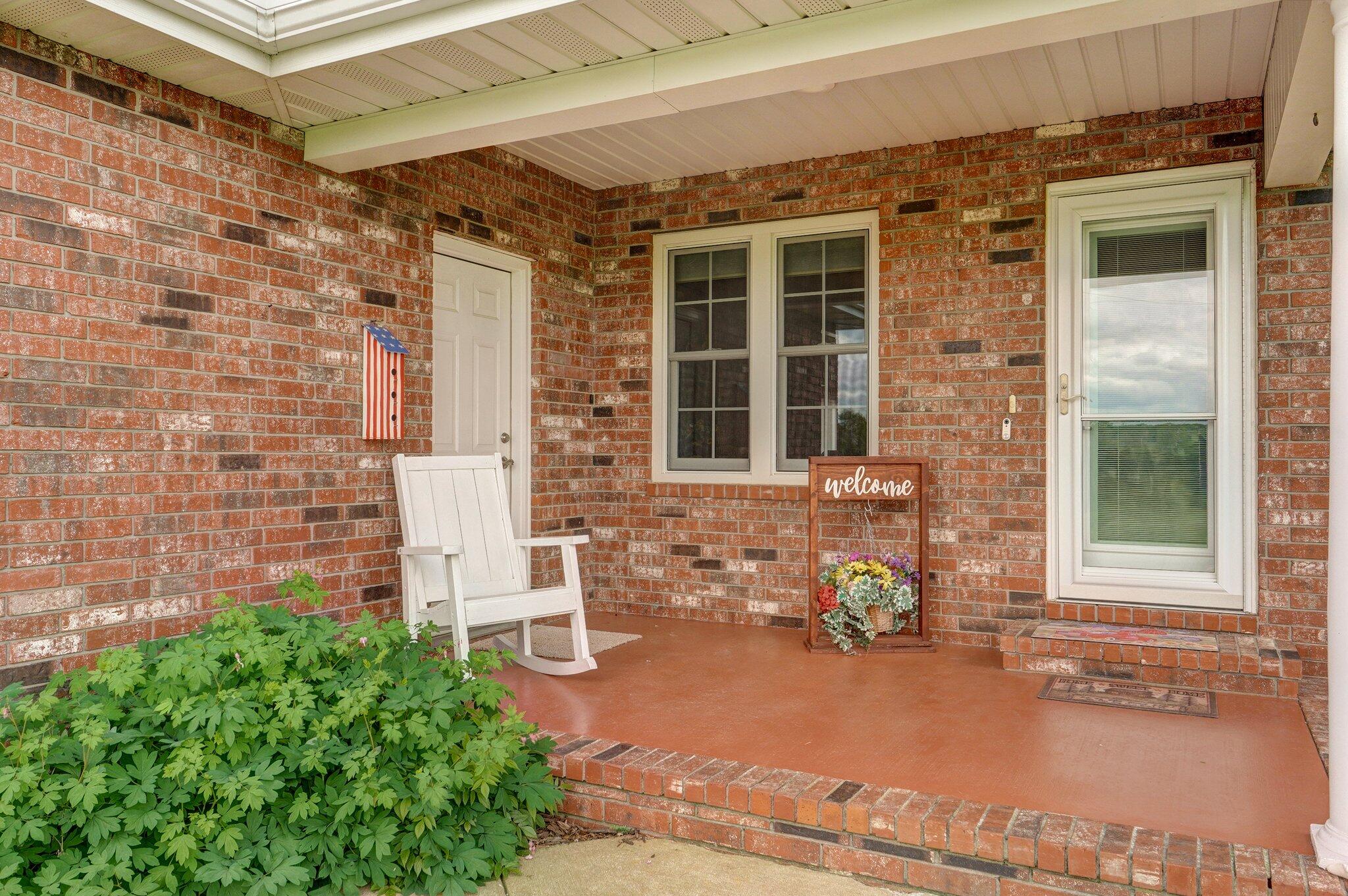 336 Loftis Road Property Photo 6