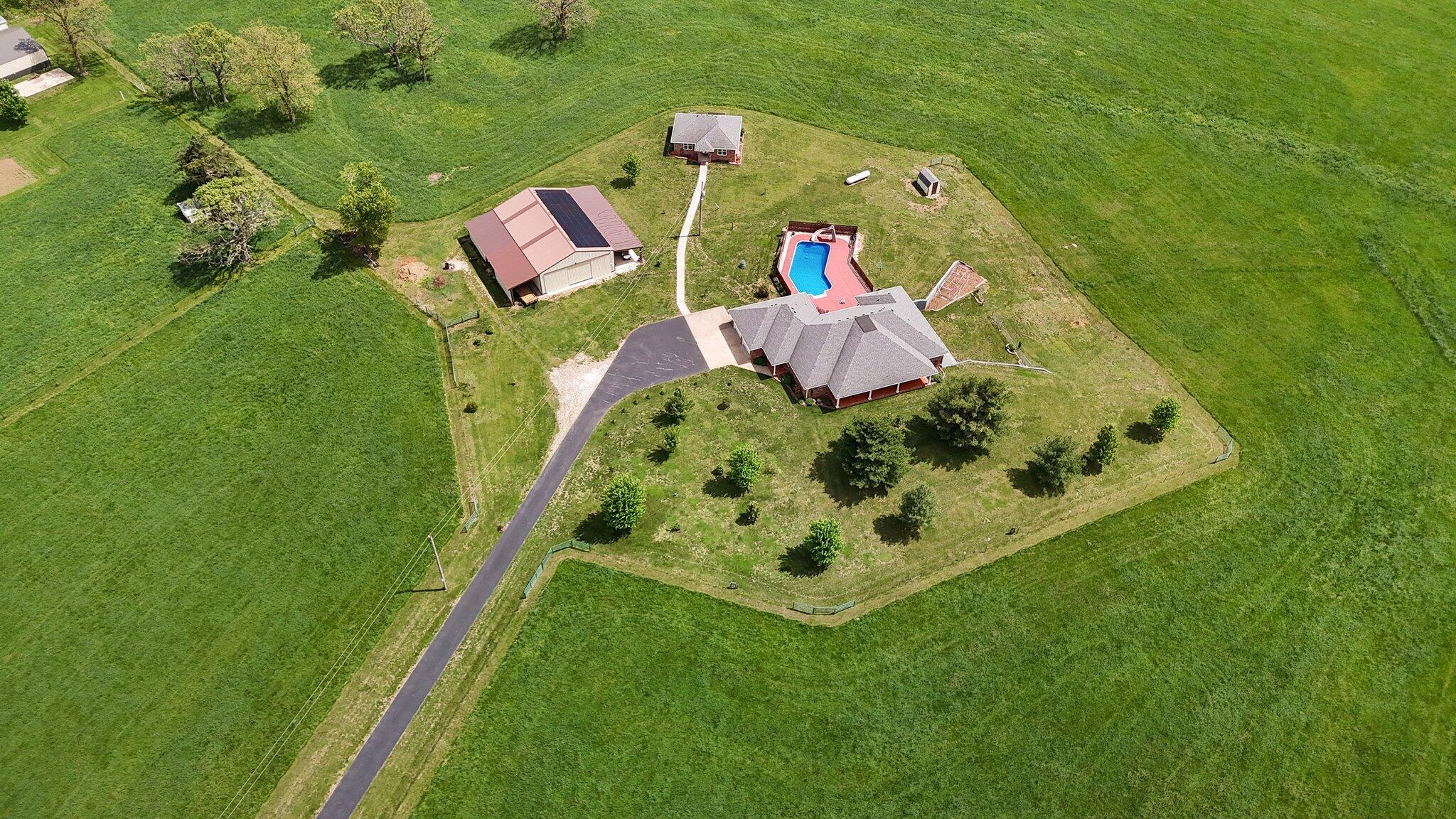 336 Loftis Road Property Photo 18