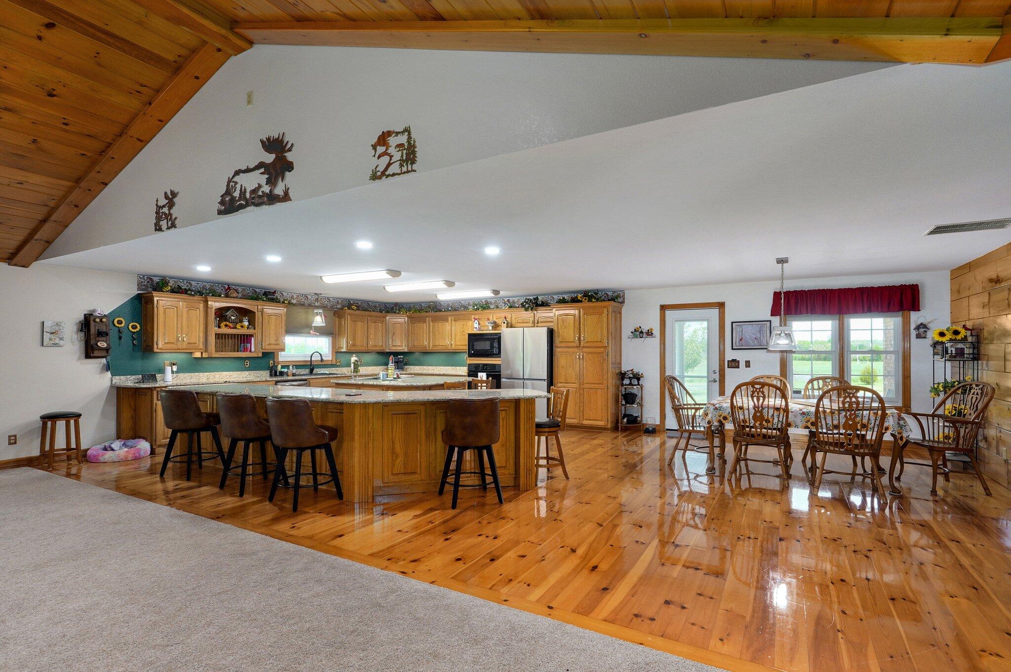 336 Loftis Road Property Photo 34