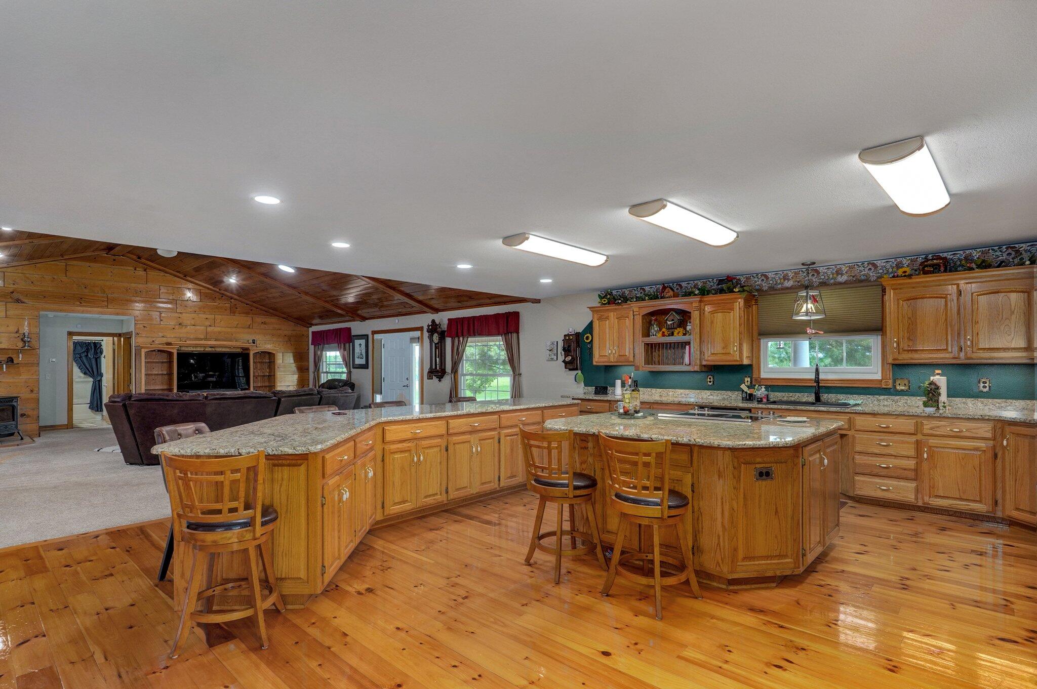 336 Loftis Road Property Photo 36