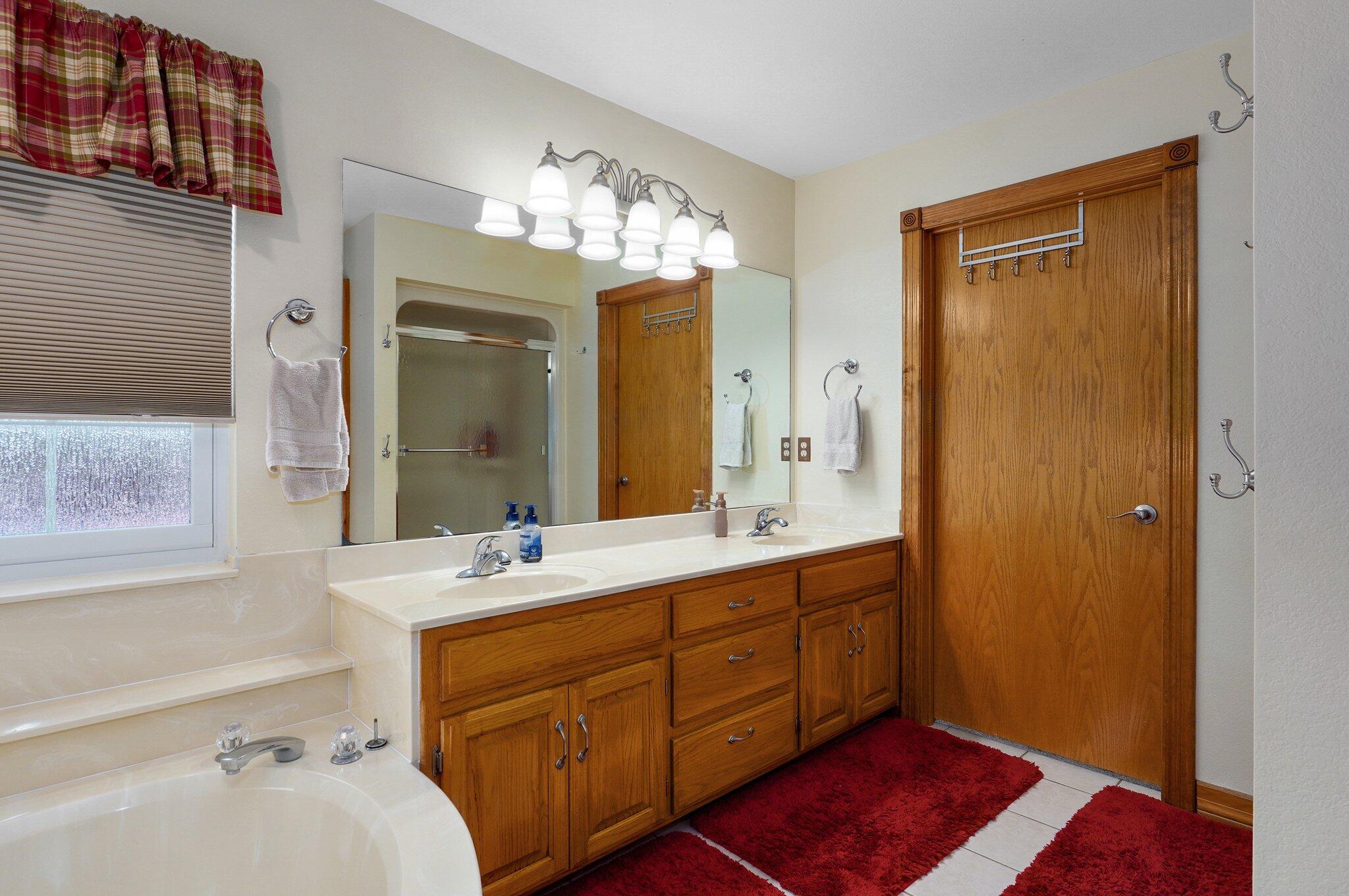 336 Loftis Road Property Photo 45