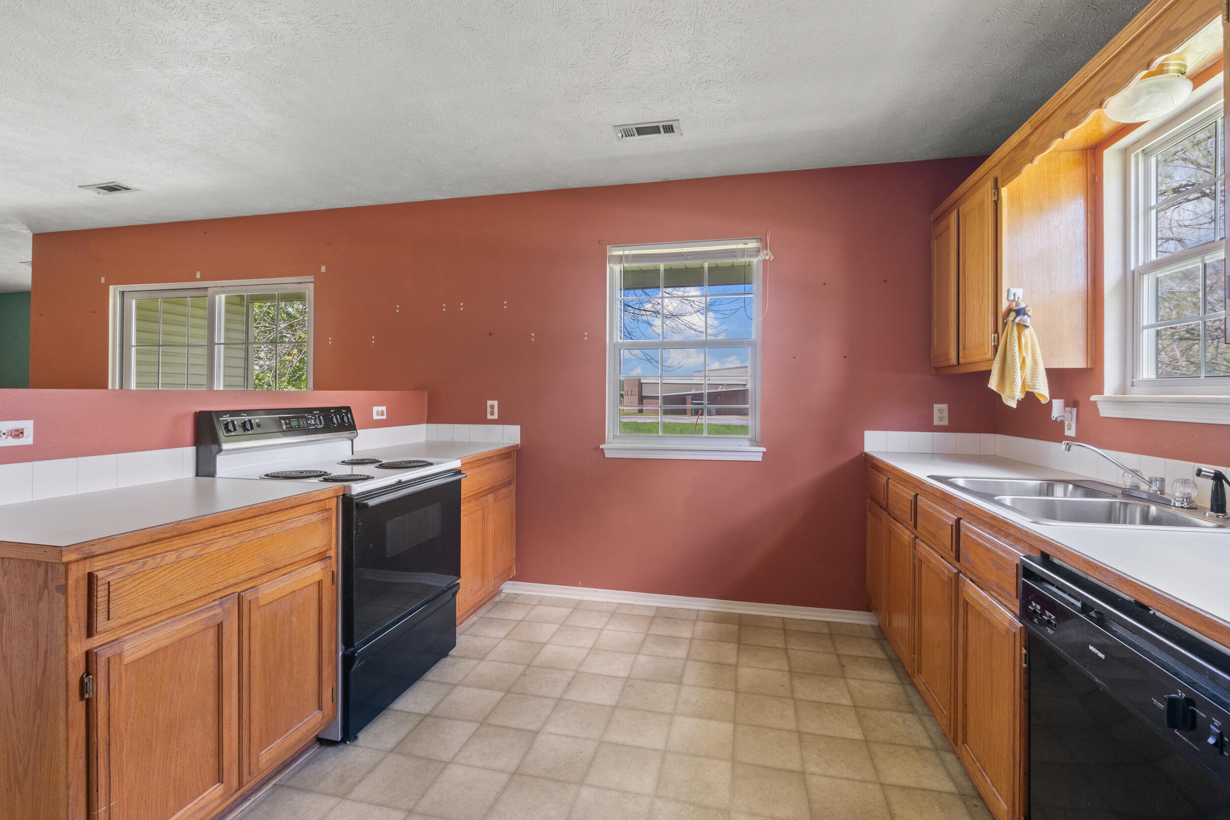 241 Elm Street Property Photo 20