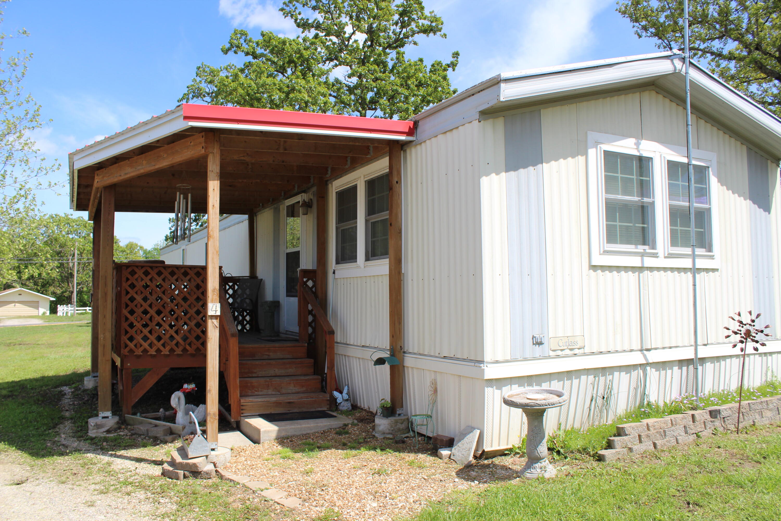 4 Cowboy Trail Property Photo 3