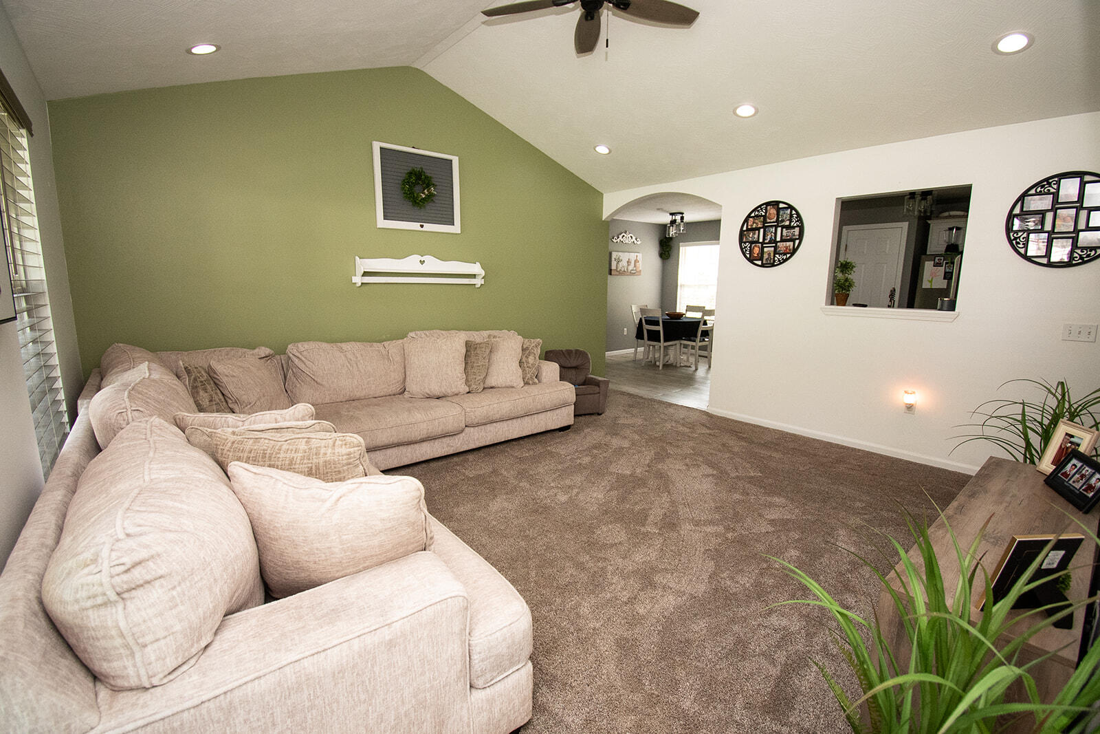 439 Creekside Place Property Photo 6