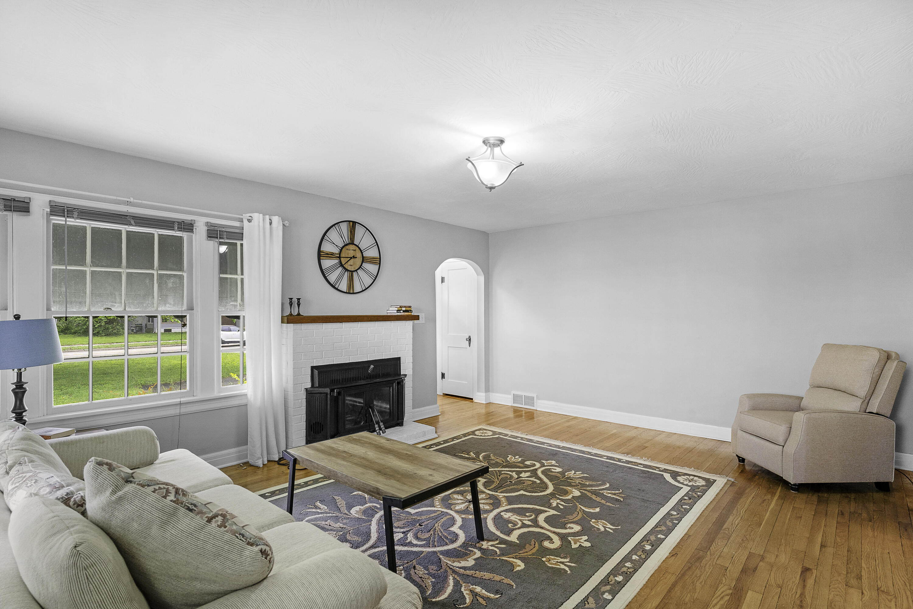 1755 South Kimbrough Avenue Property Photo 8