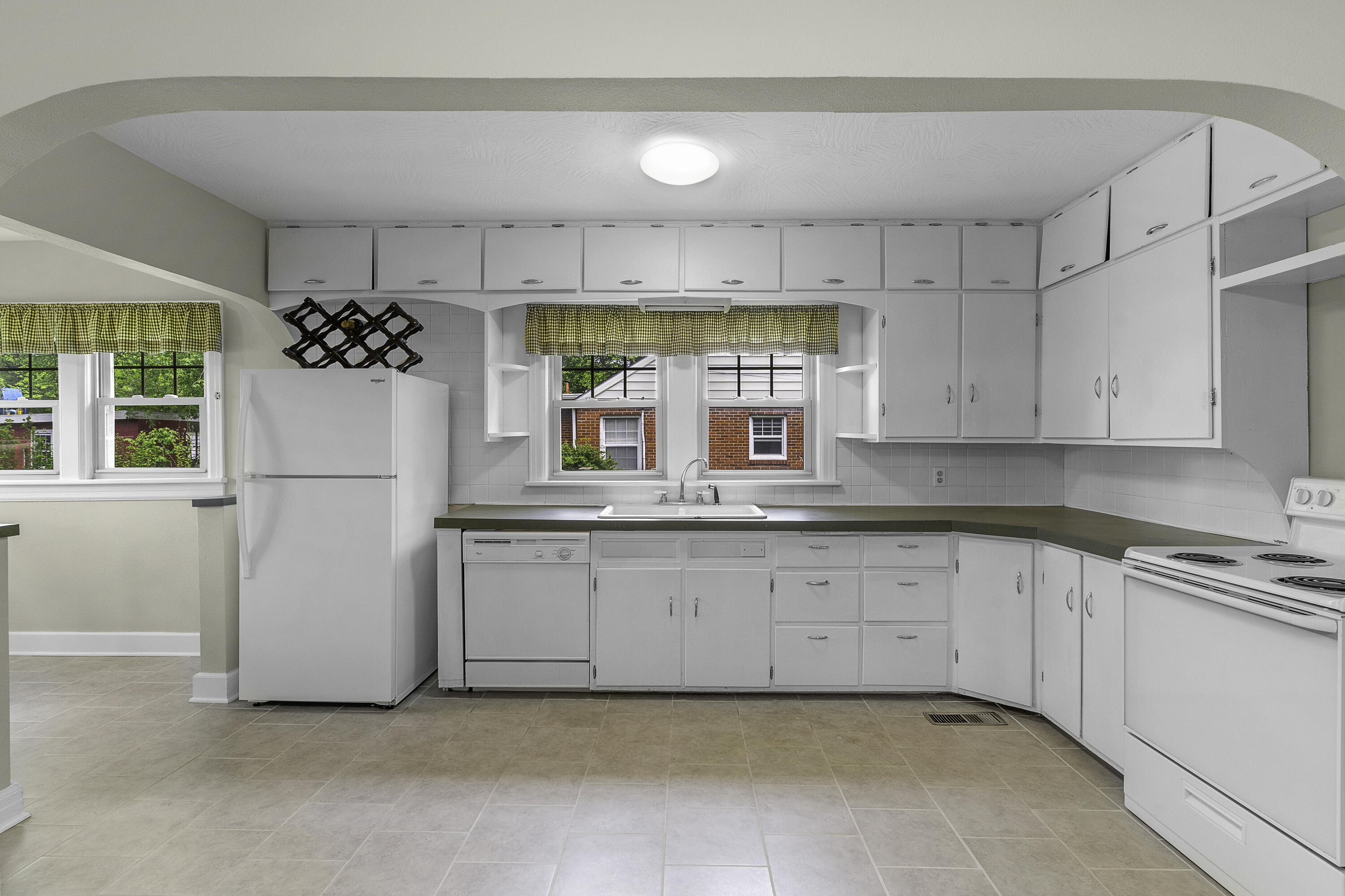 1755 South Kimbrough Avenue Property Photo 16