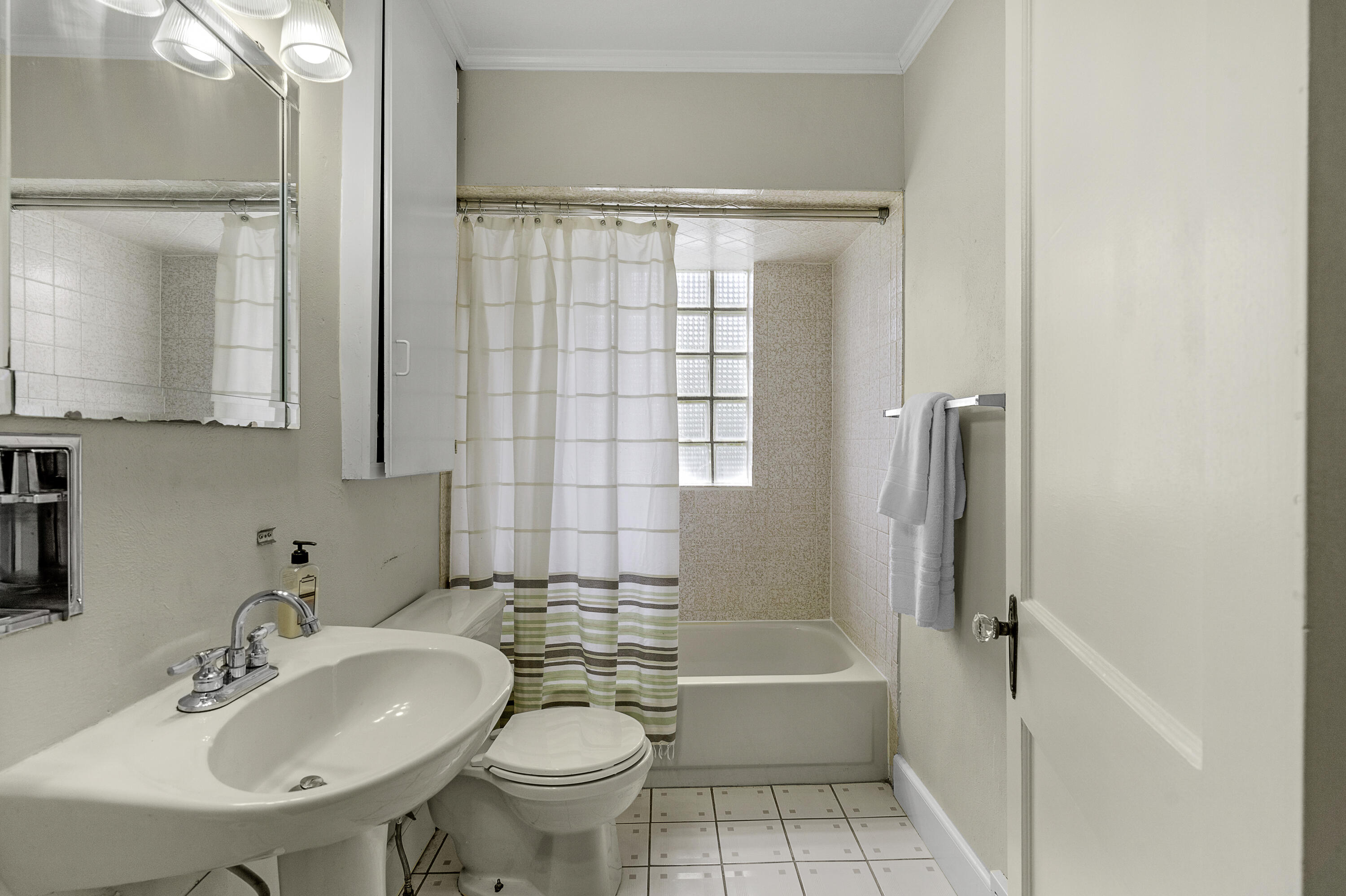 1755 South Kimbrough Avenue Property Photo 25