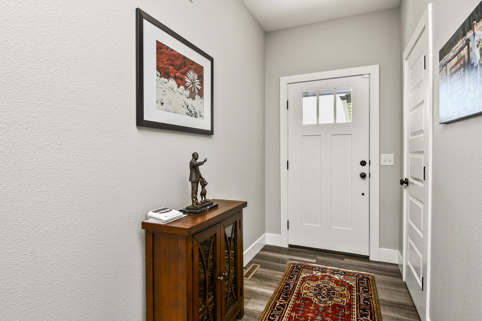 807 South Parkside Circle Property Photo 11