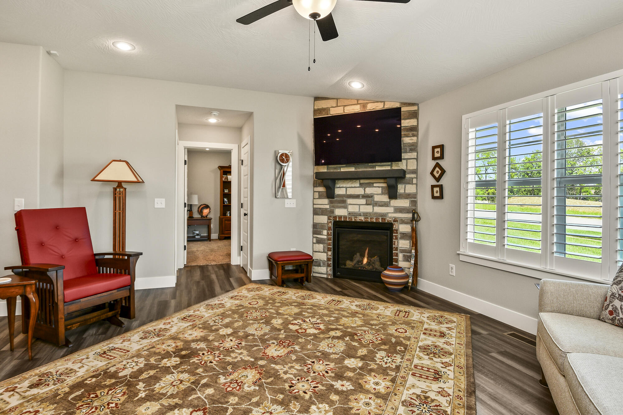 807 South Parkside Circle Property Photo 15