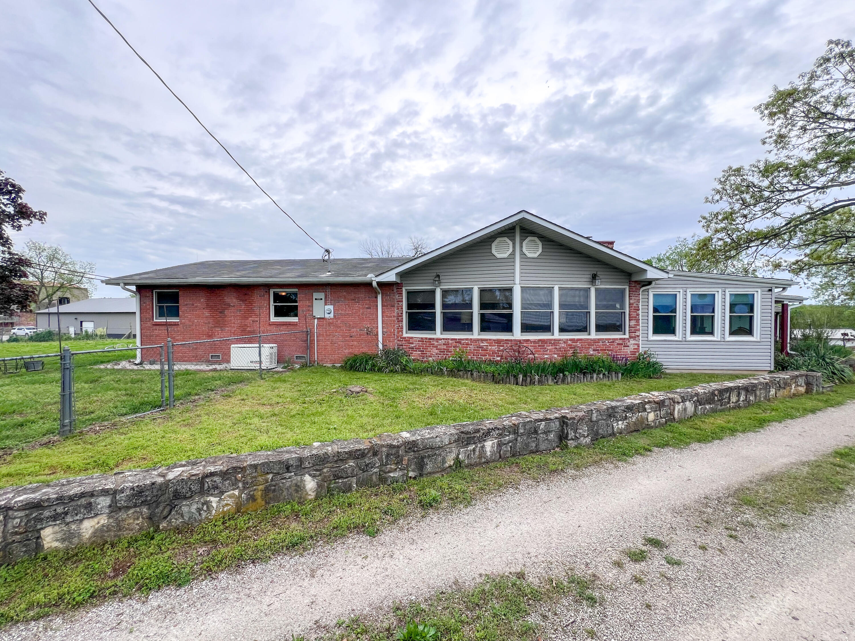18760 Cedar Street Property Photo