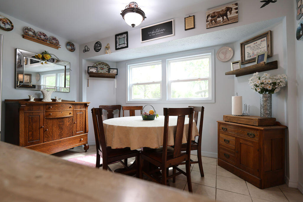 4510 South Ridgecrest Drive Property Photo 4