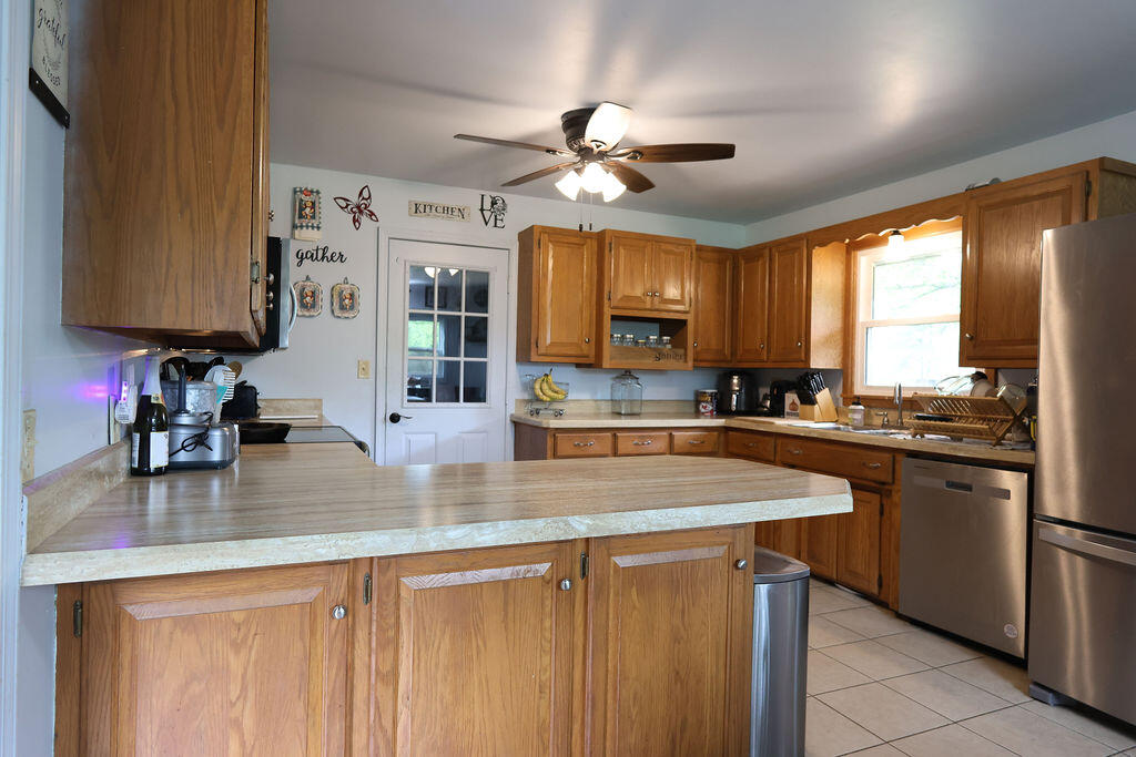4510 South Ridgecrest Drive Property Photo 6