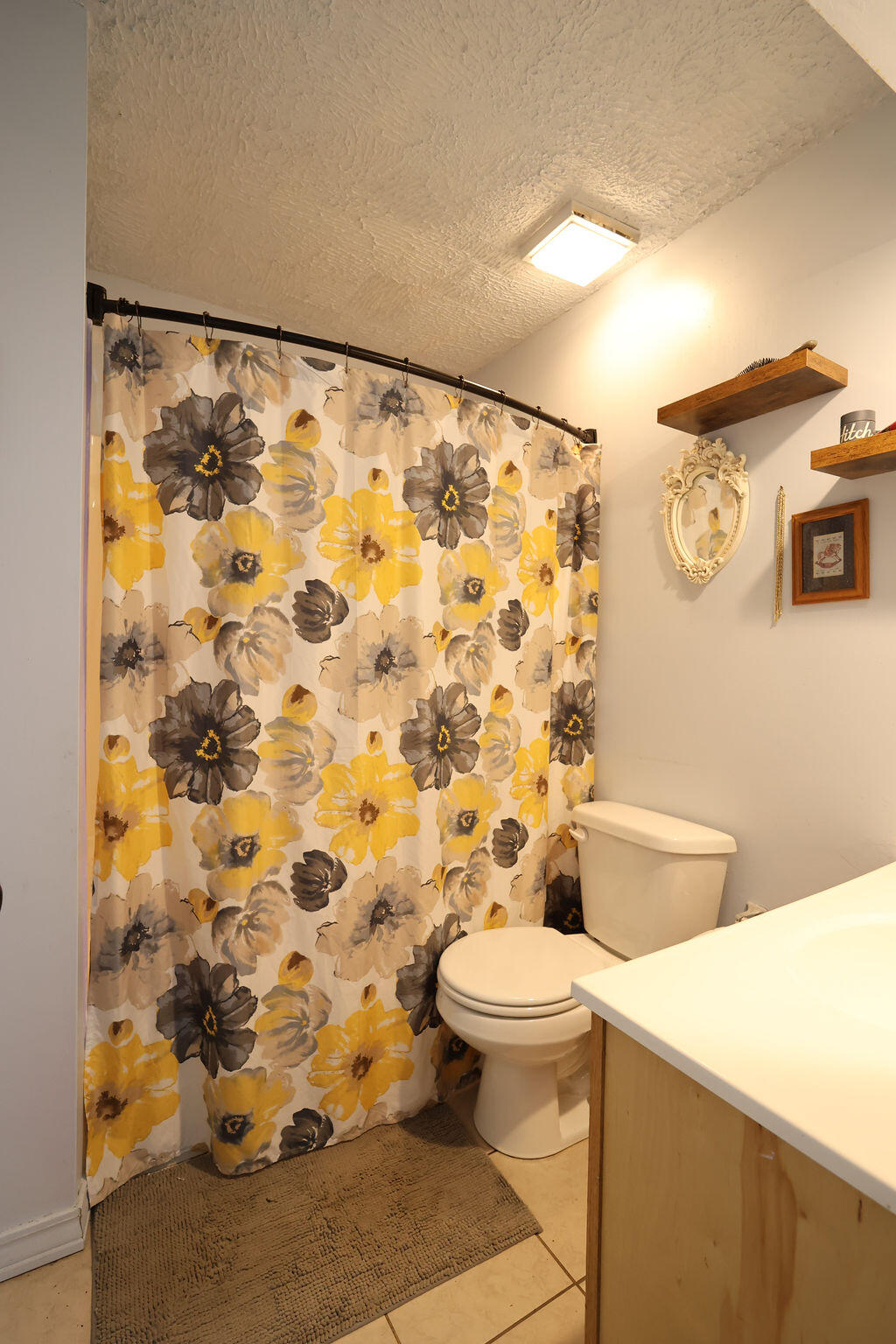 4510 South Ridgecrest Drive Property Photo 13