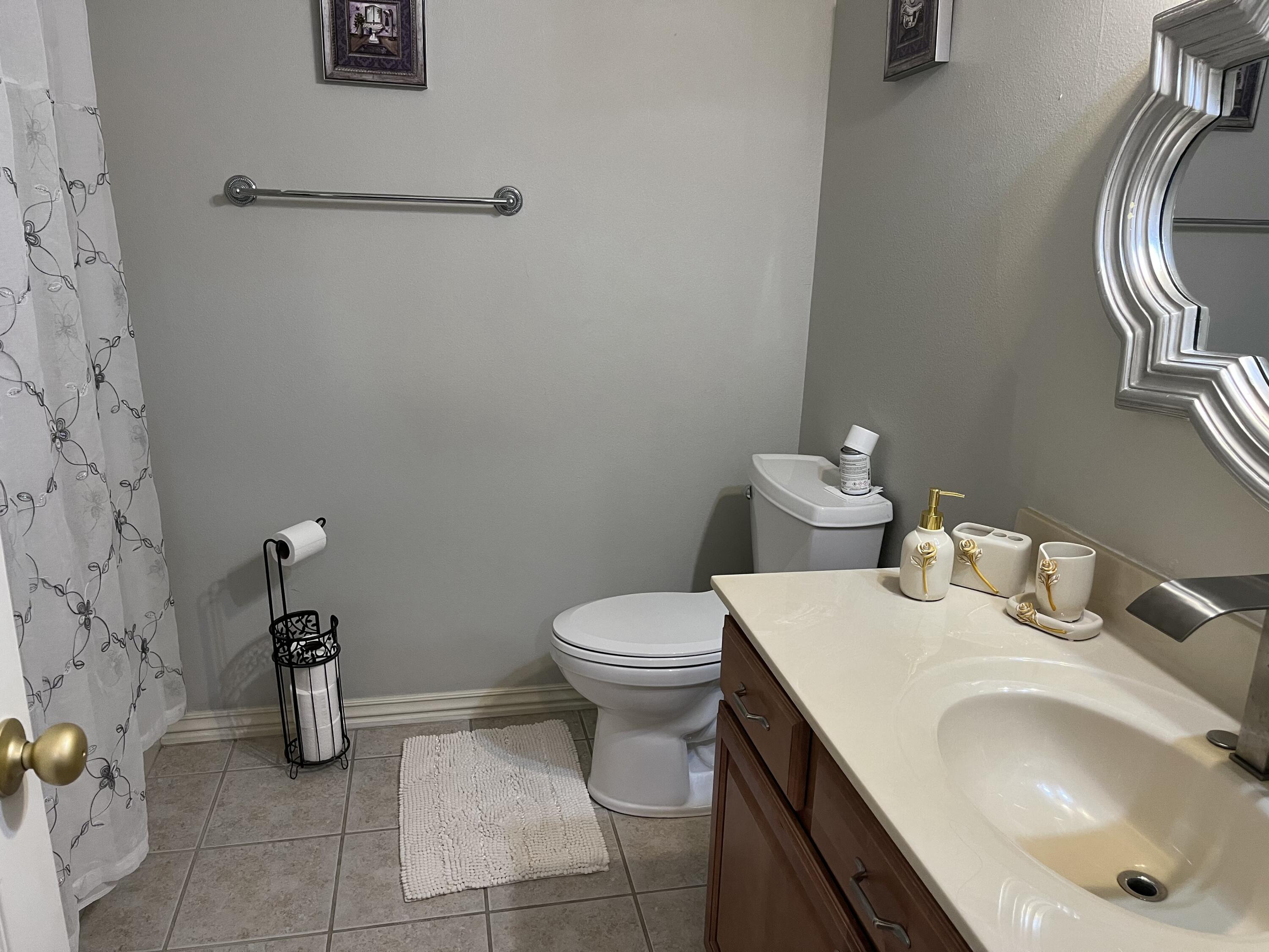 2410 West Saratoga Property Photo 23