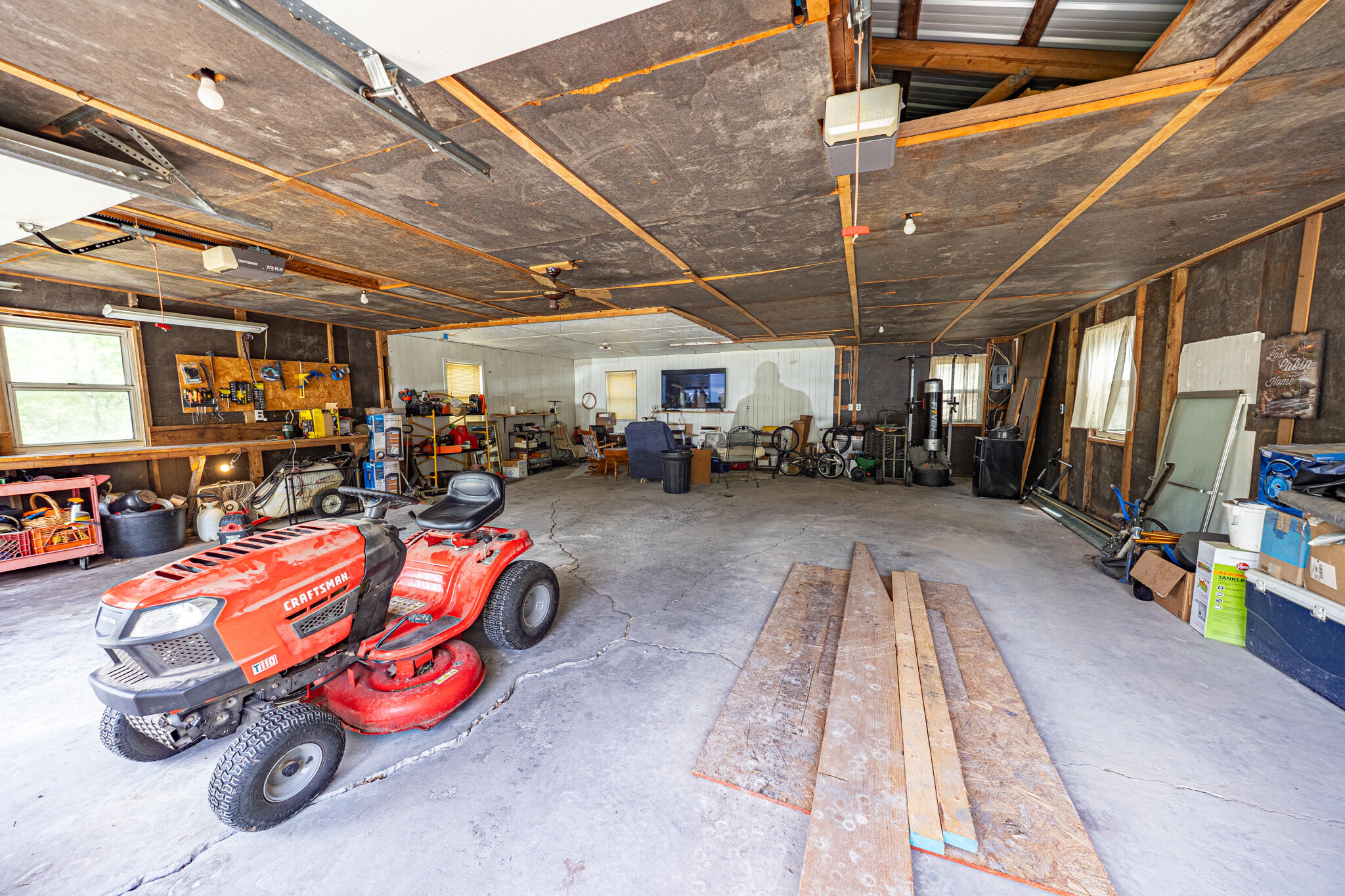 22371 Walnut St. Property Photo 15