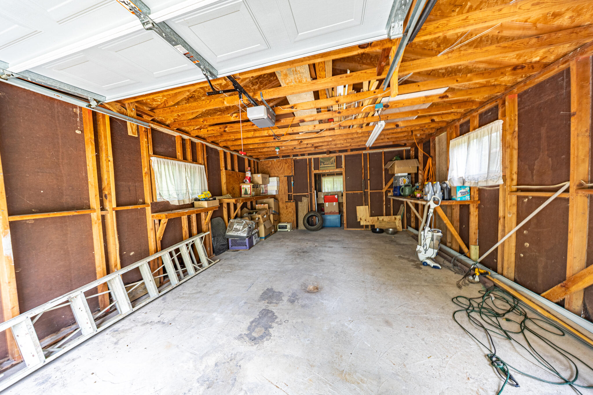 22371 Walnut St. Property Photo 32
