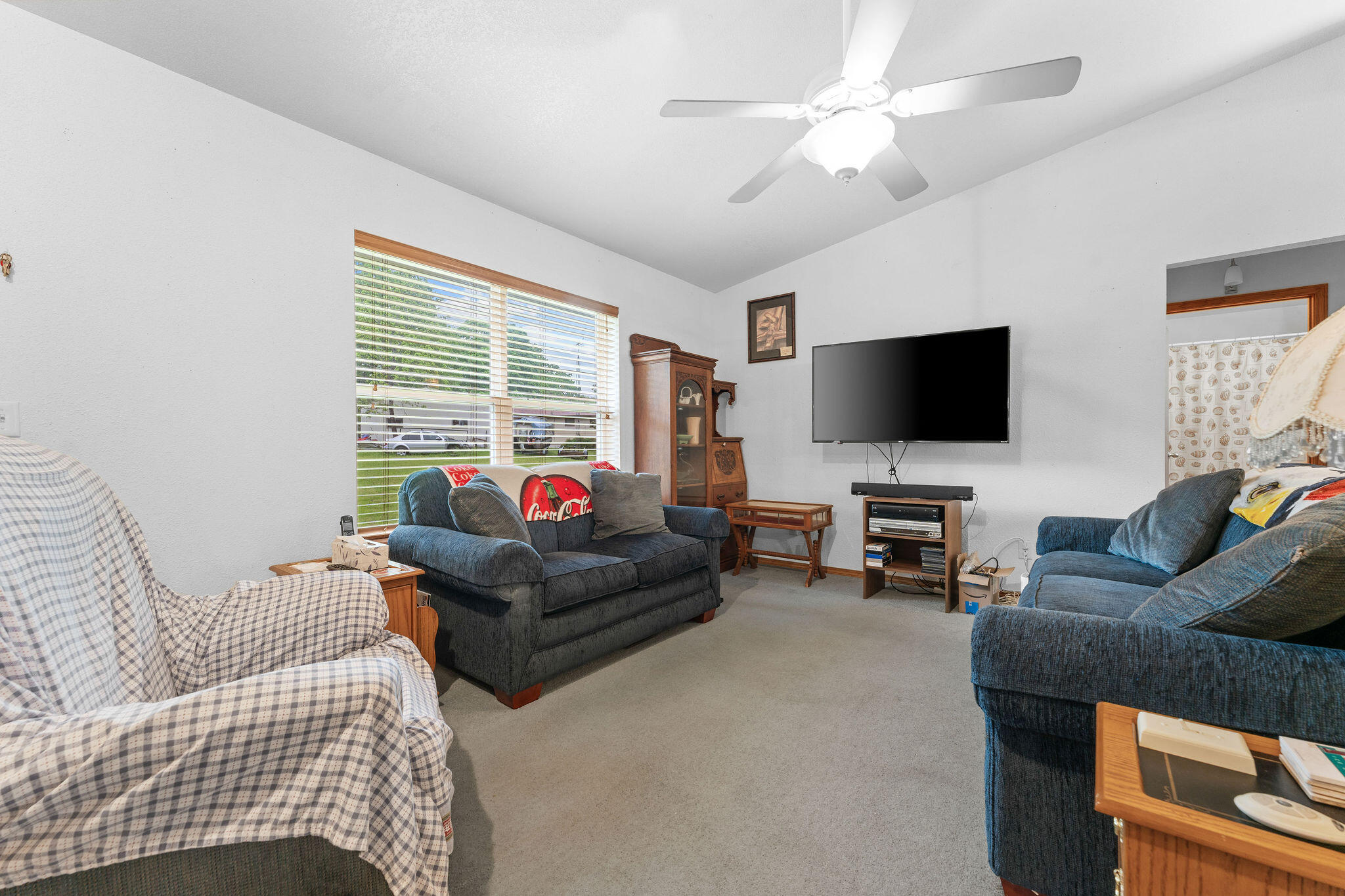 220 John The Diver Trail Property Photo 4
