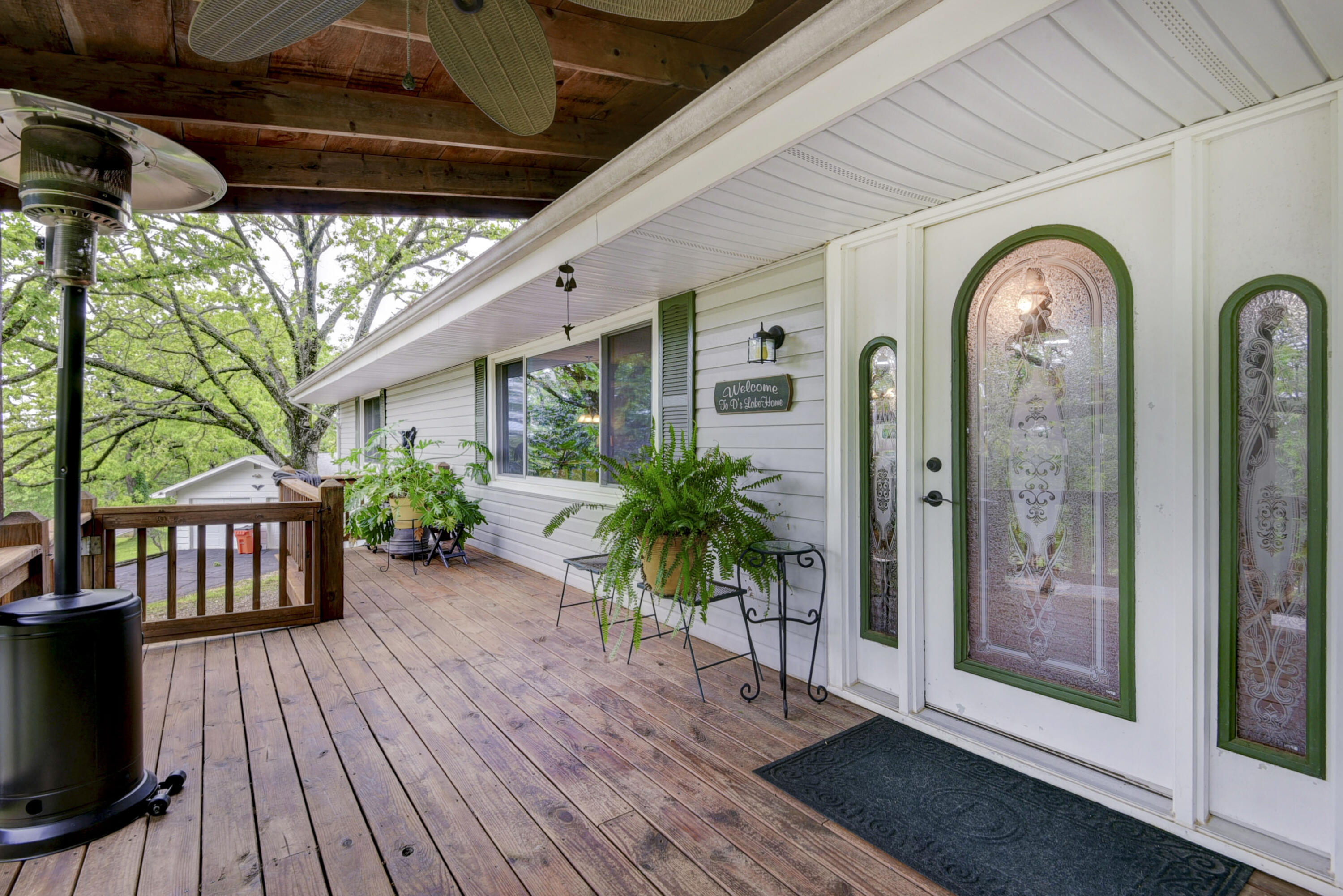 26742 Royal Point Drive Property Photo 6