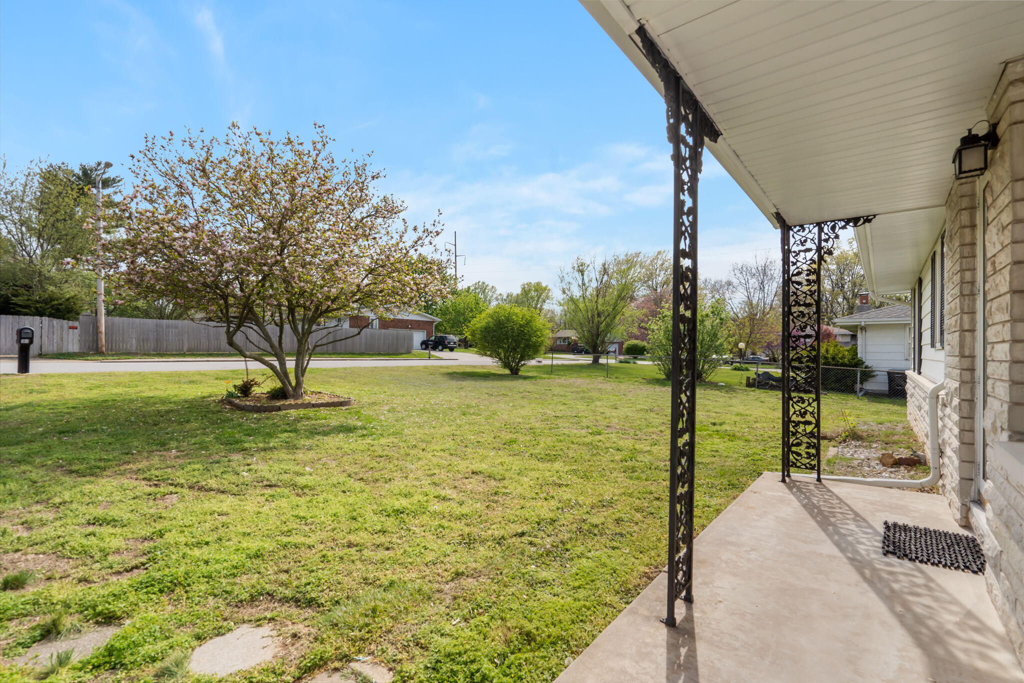 4039 West Dover Street Property Photo 4