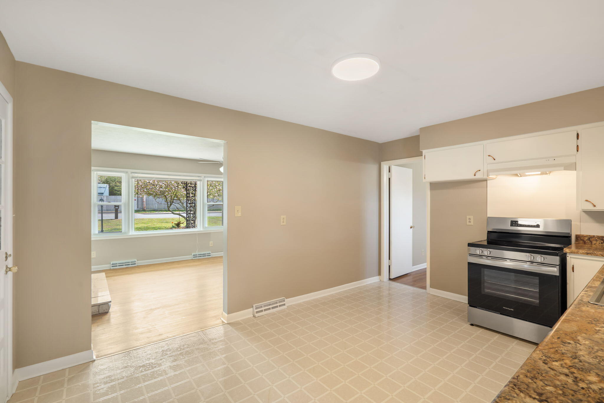 4039 West Dover Street Property Photo 11