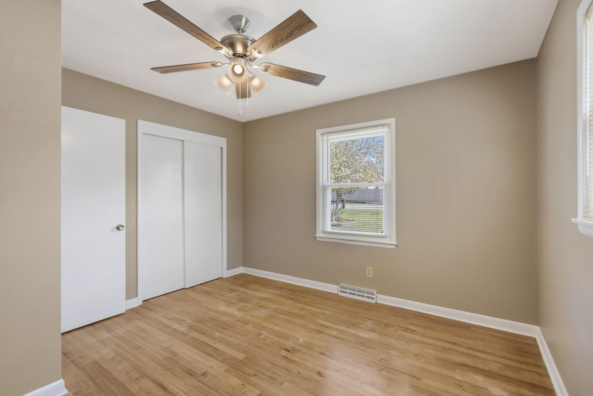 4039 West Dover Street Property Photo 16