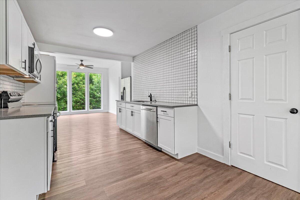 426 South Thayer Avenue Property Photo 4
