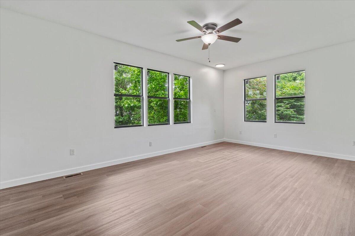 426 South Thayer Avenue Property Photo 12