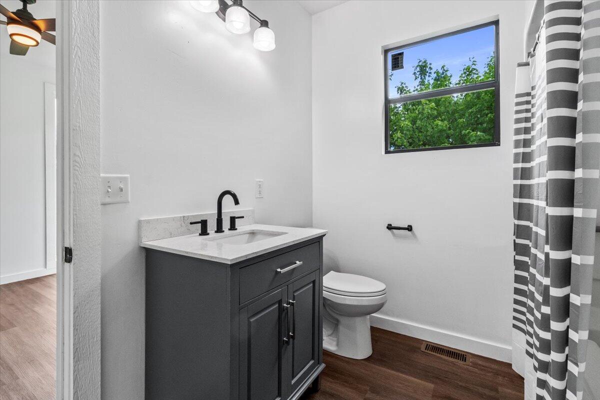 426 South Thayer Avenue Property Photo 16