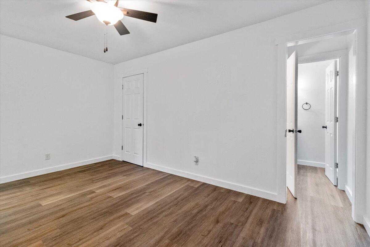 426 South Thayer Avenue Property Photo 17