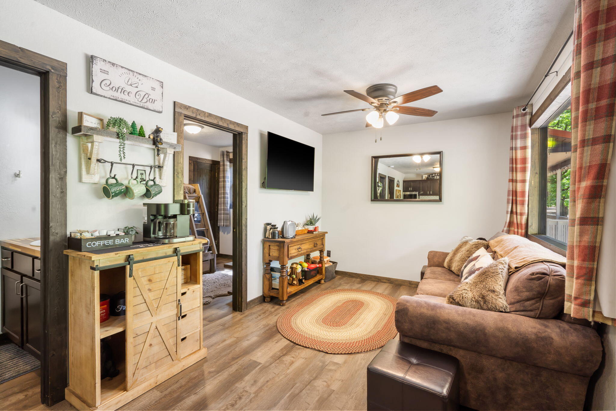 5424 State Highway 265 Property Photo 5