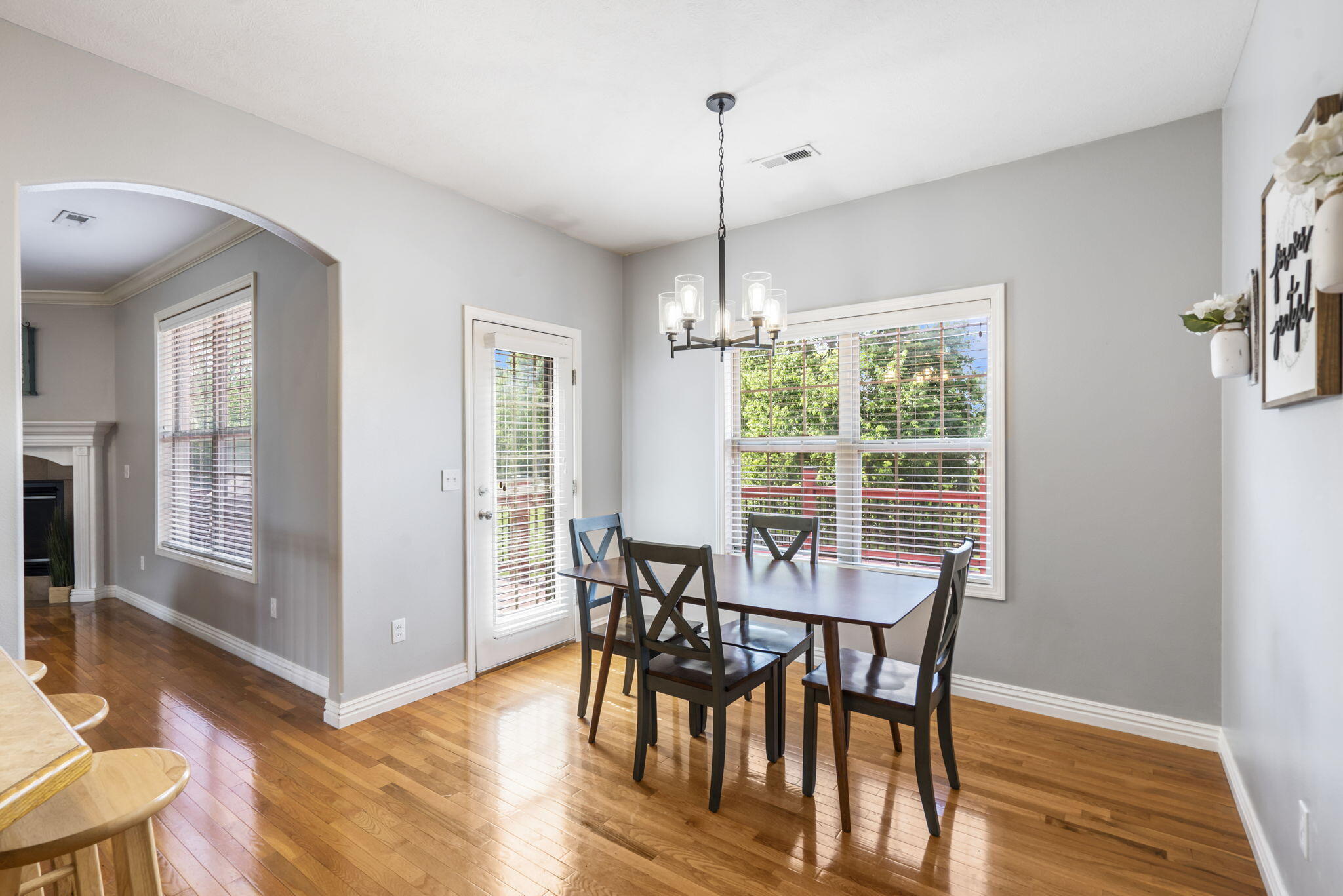 5189 South Hazel Avenue Property Photo 8