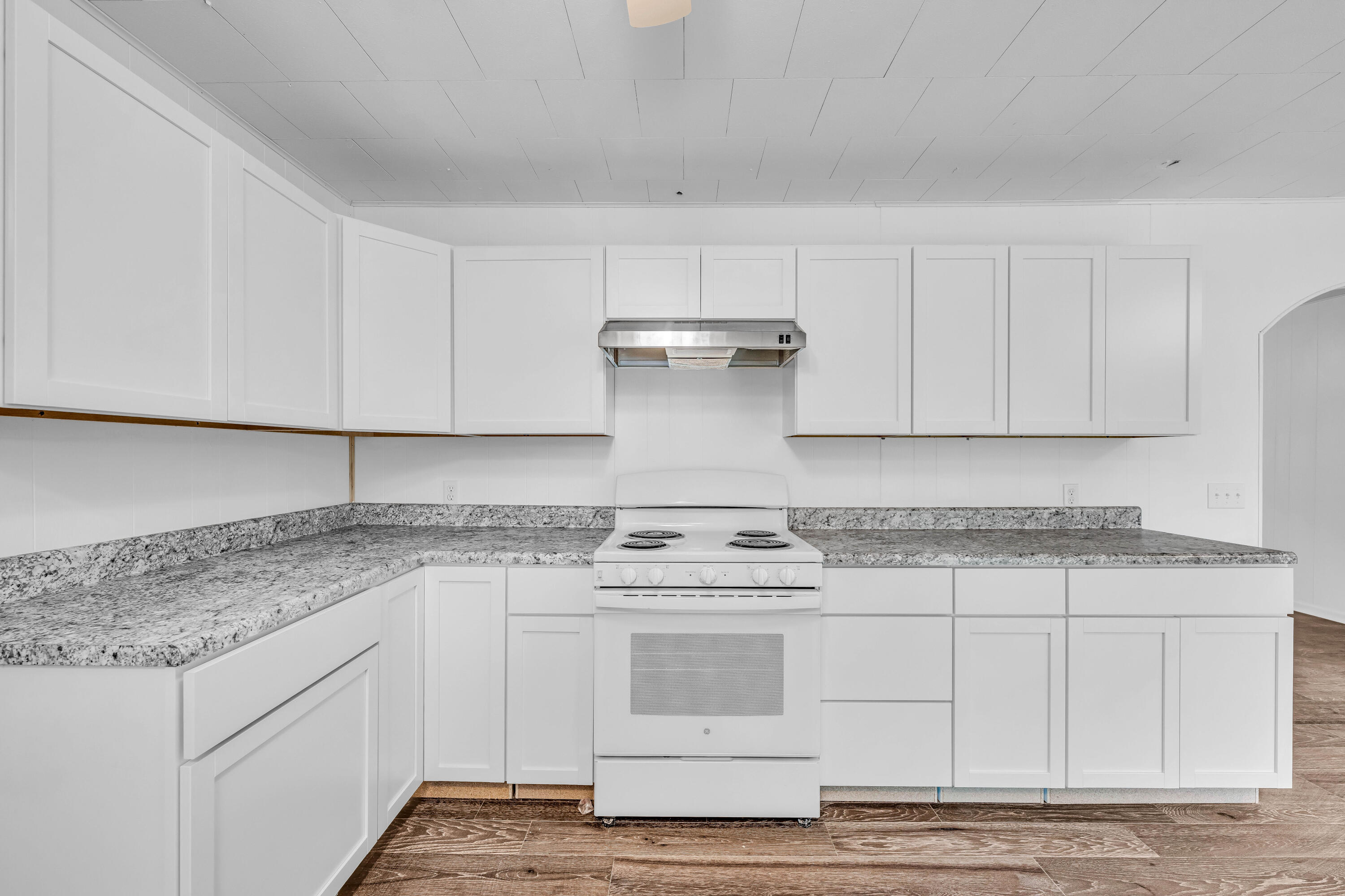 703 Washington Street Property Photo 18
