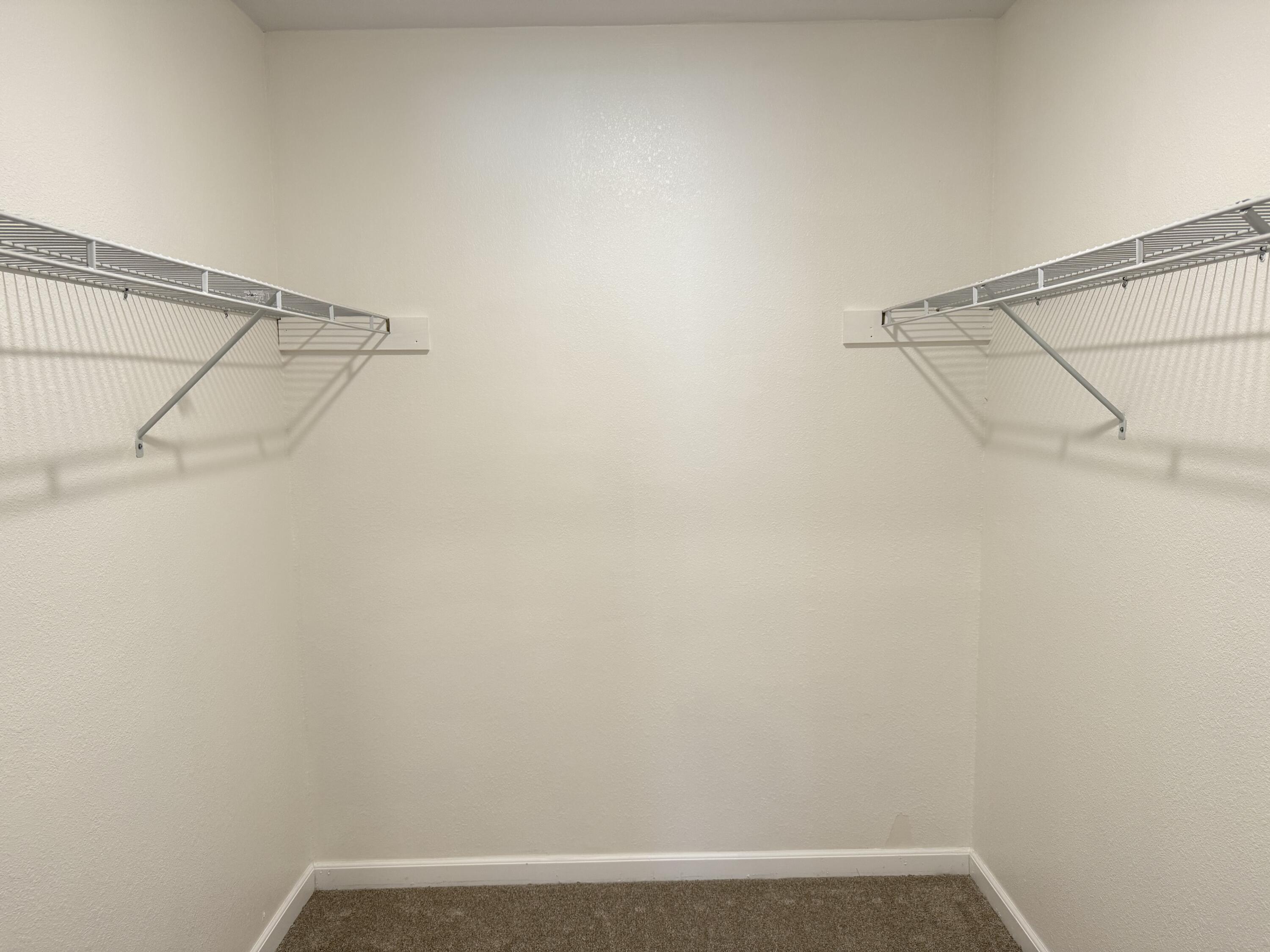 216 West Walnut Street Property Photo 13