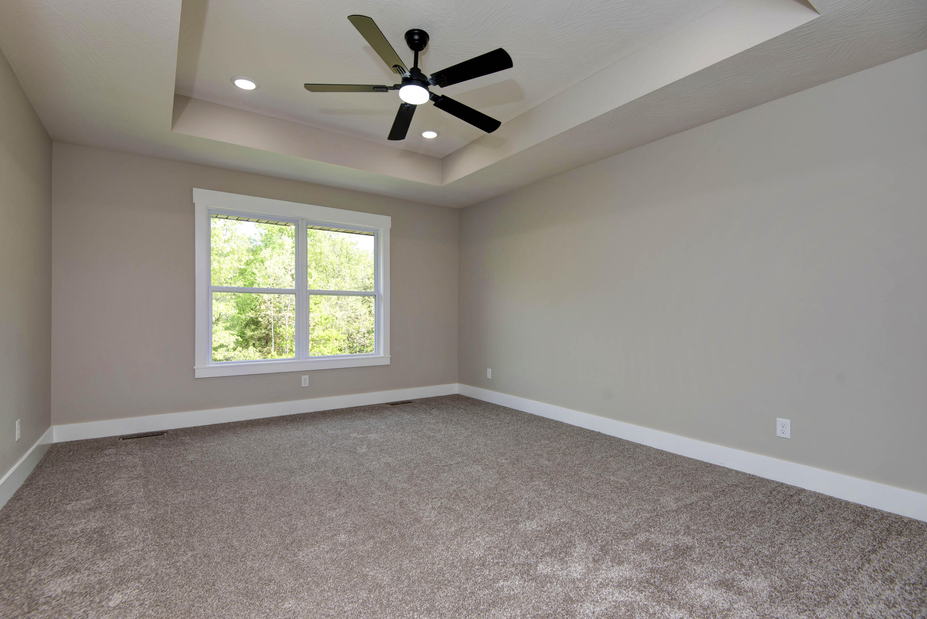 385 Plumtree Drive Property Photo 20