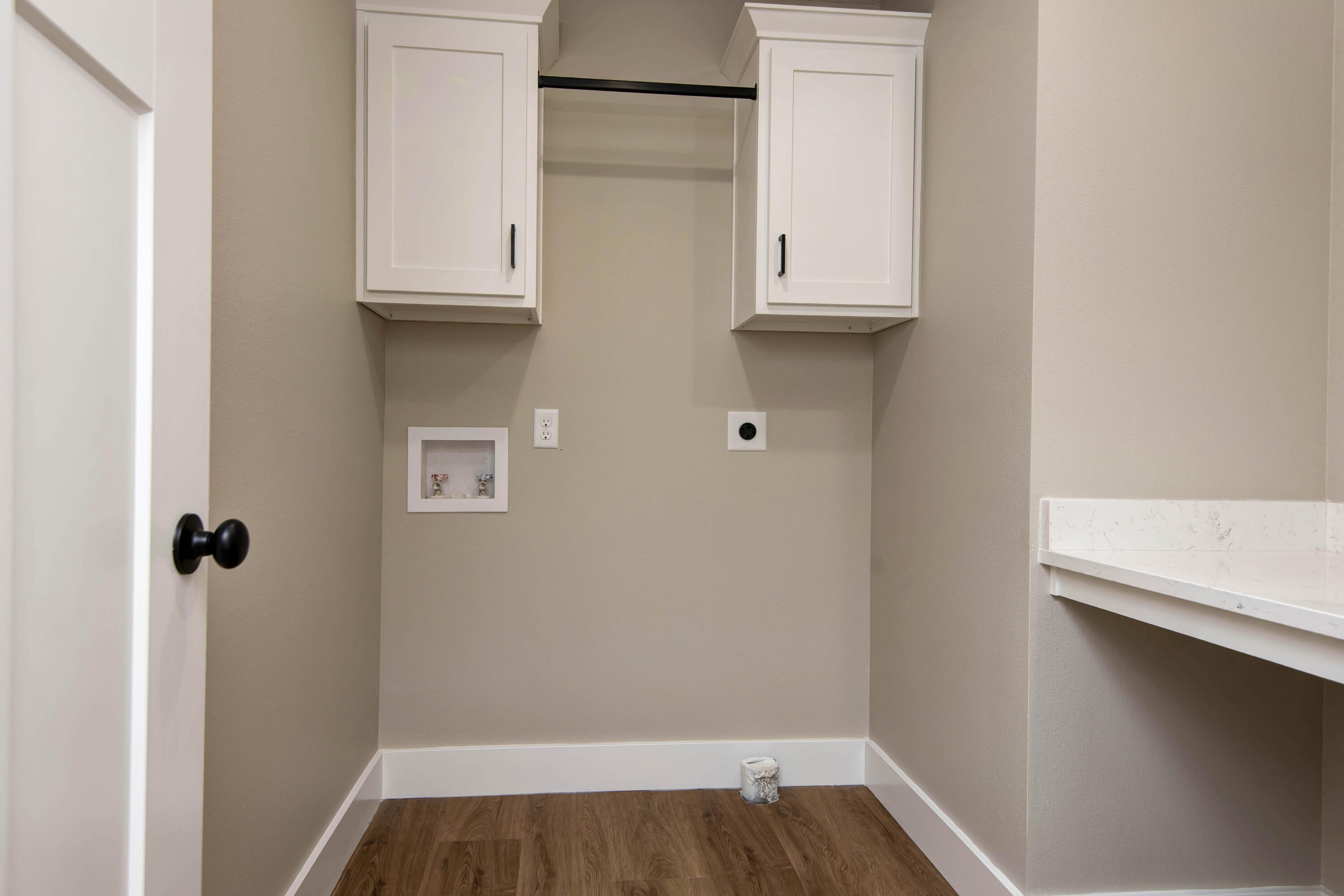 385 Plumtree Drive Property Photo 27
