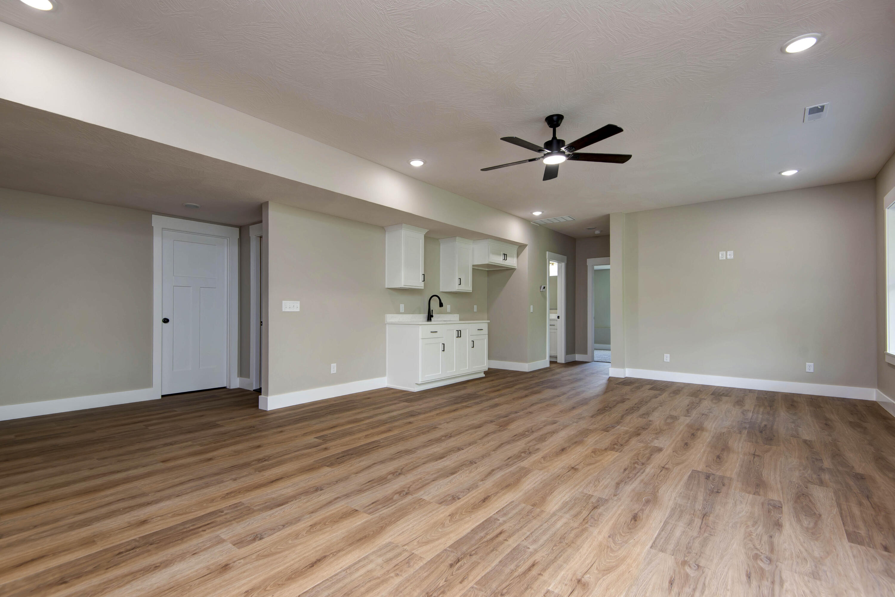 385 Plumtree Drive Property Photo 32