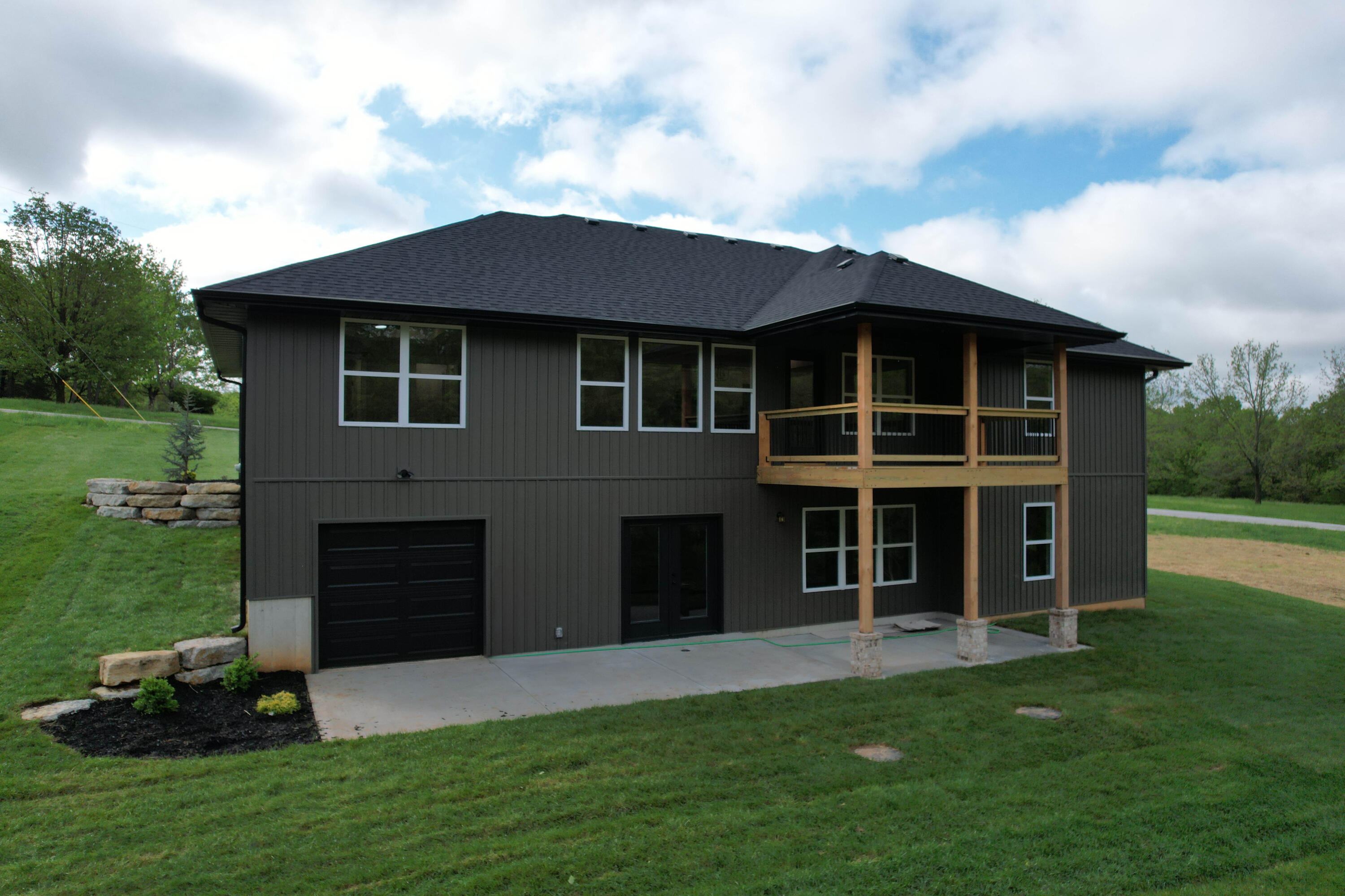 385 Plumtree Drive Property Photo 44