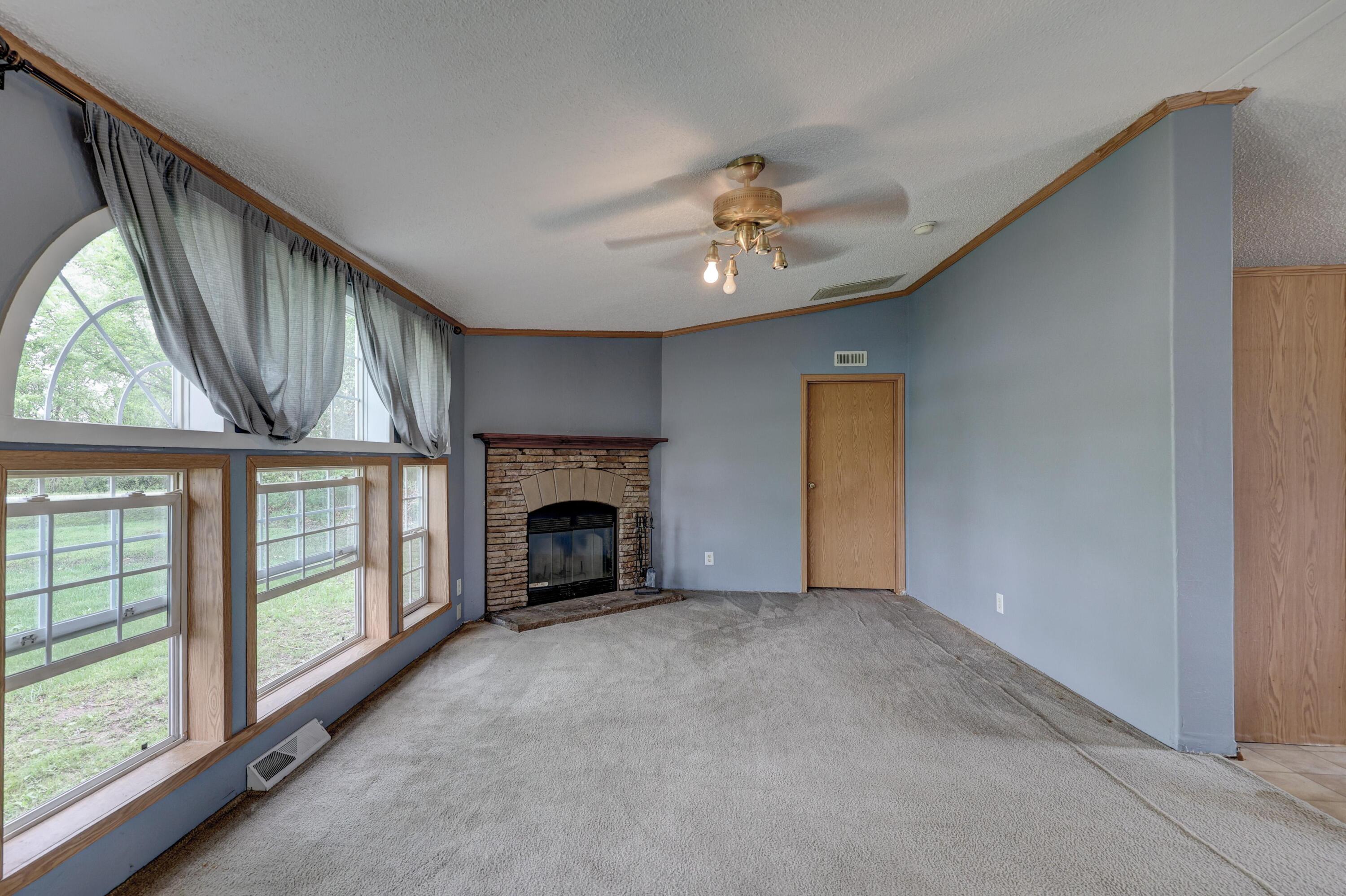 311 Miller Street Property Photo 9