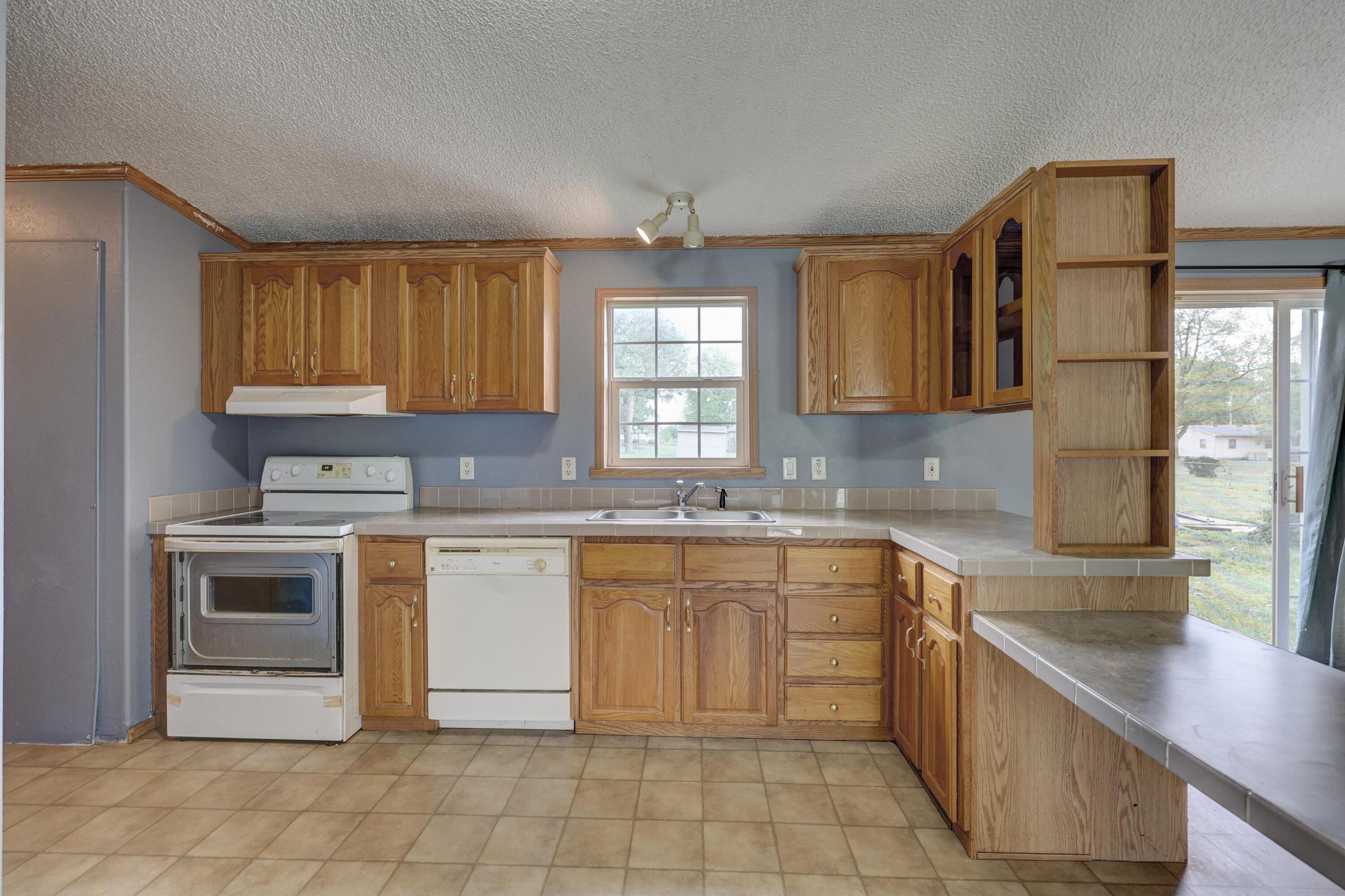 311 Miller Street Property Photo 17