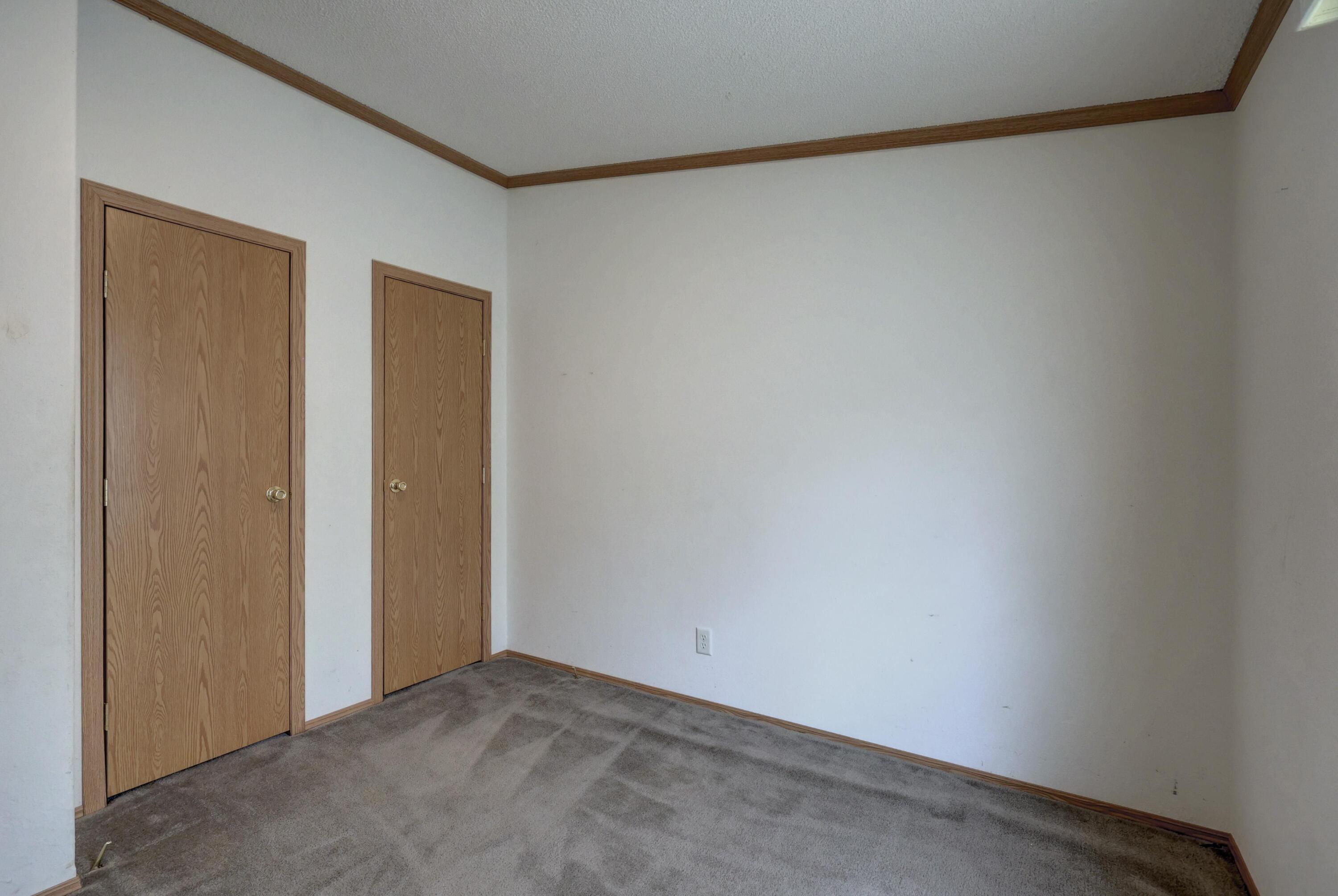 311 Miller Street Property Photo 32