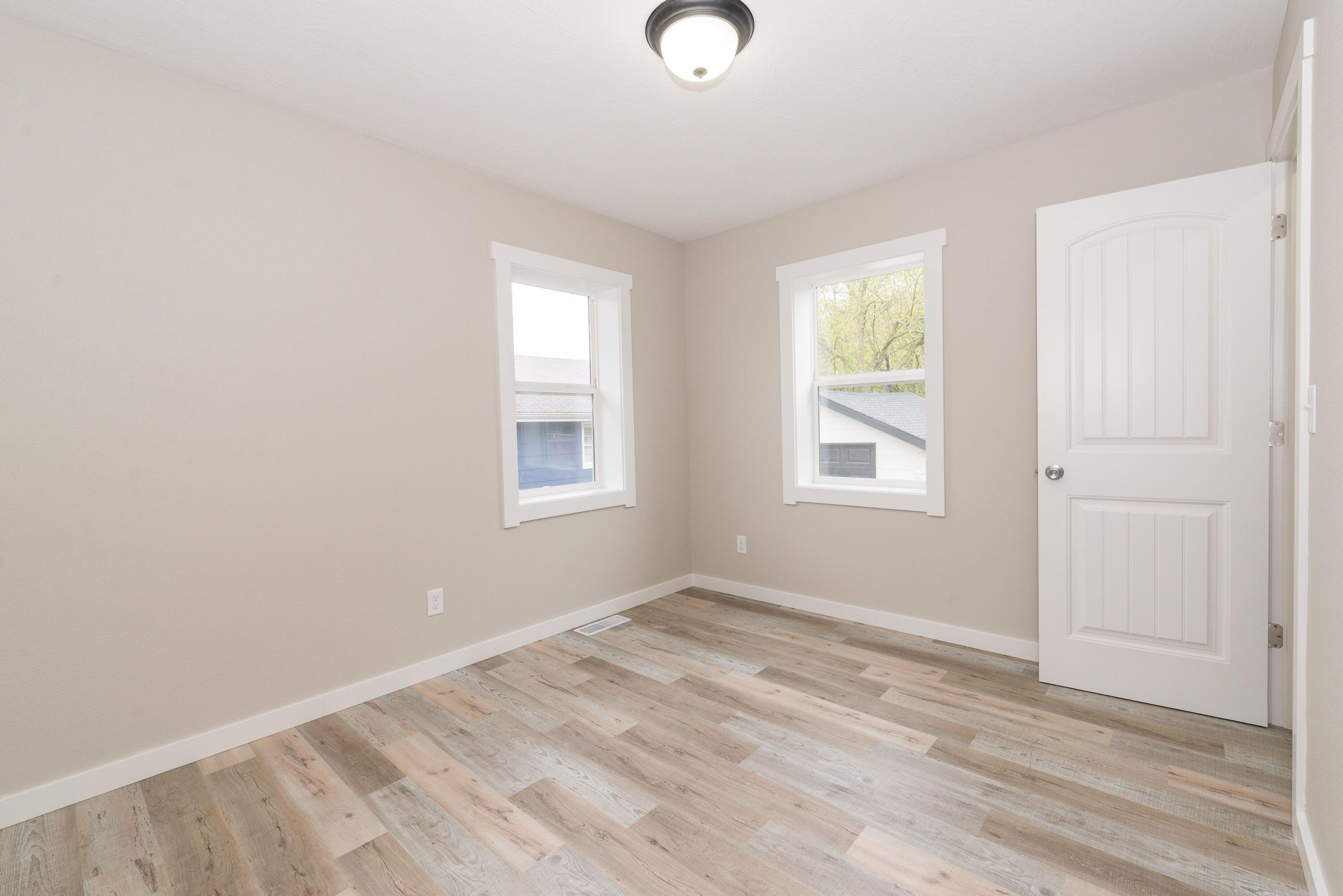 2623 North National Avenue Property Photo 14