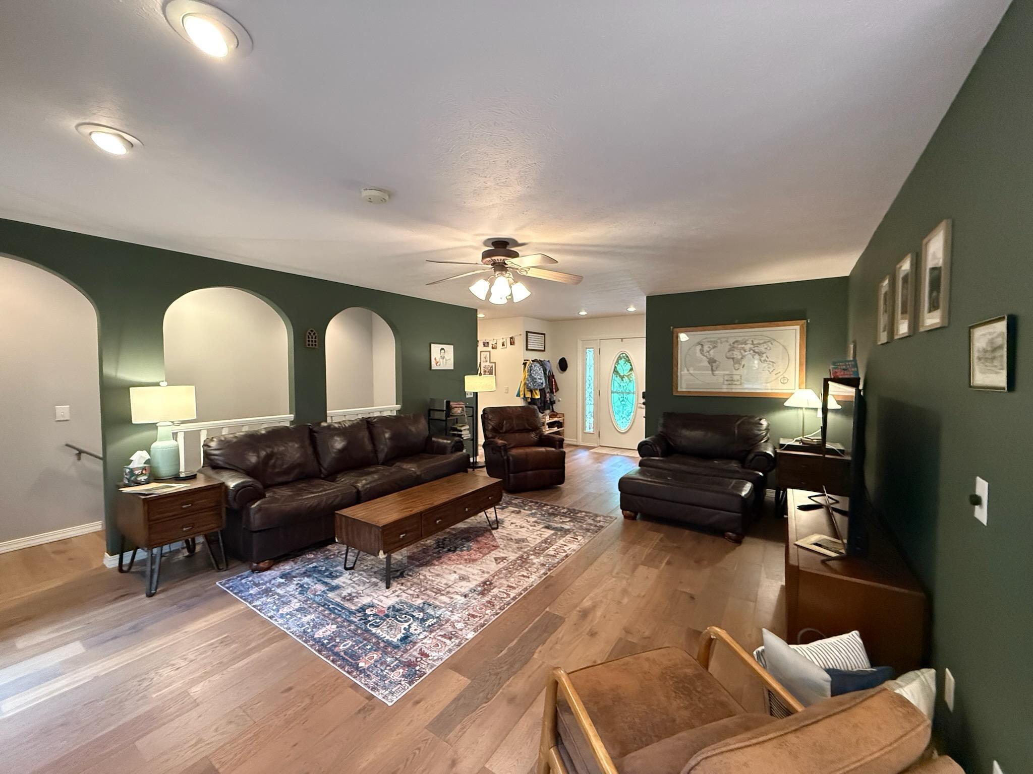 412 Lacy Property Photo
