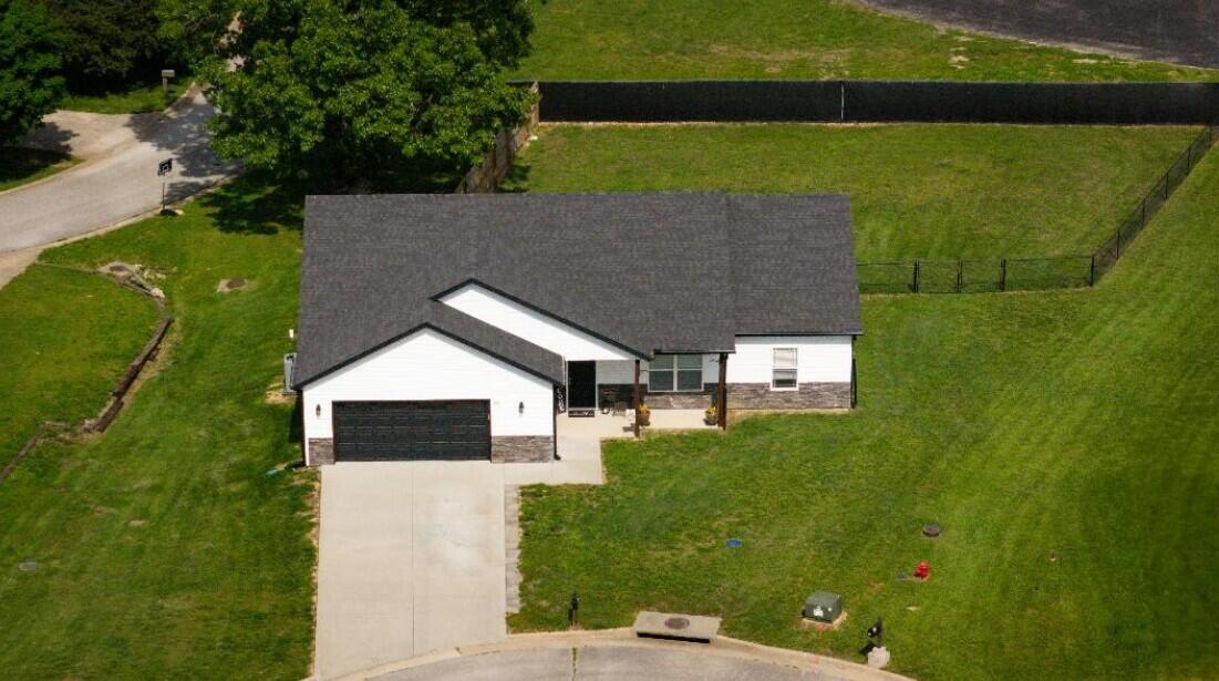 200 Leighs Way Property Photo 2