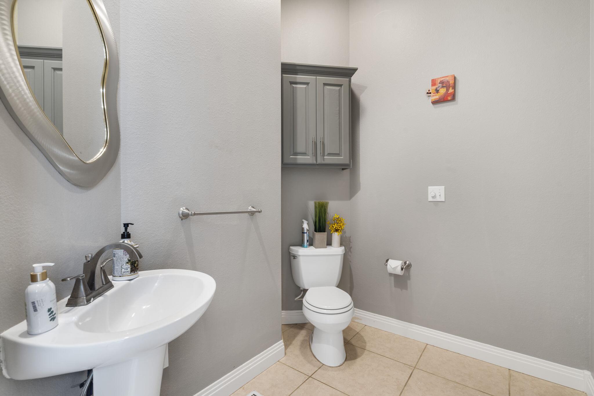 2925 South Ridgewood Lane Property Photo 16