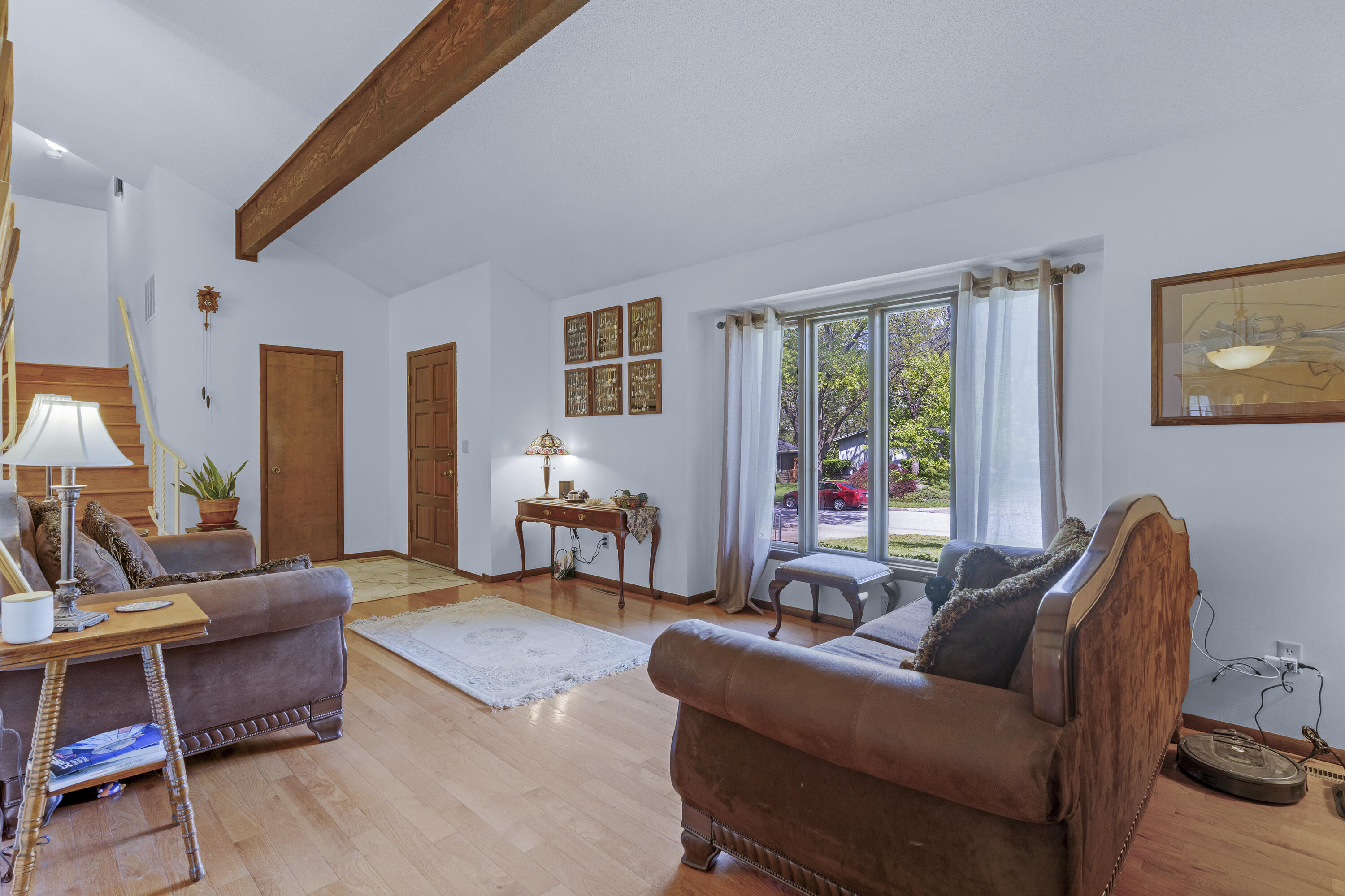 2941 South Versailles Avenue Property Photo 8