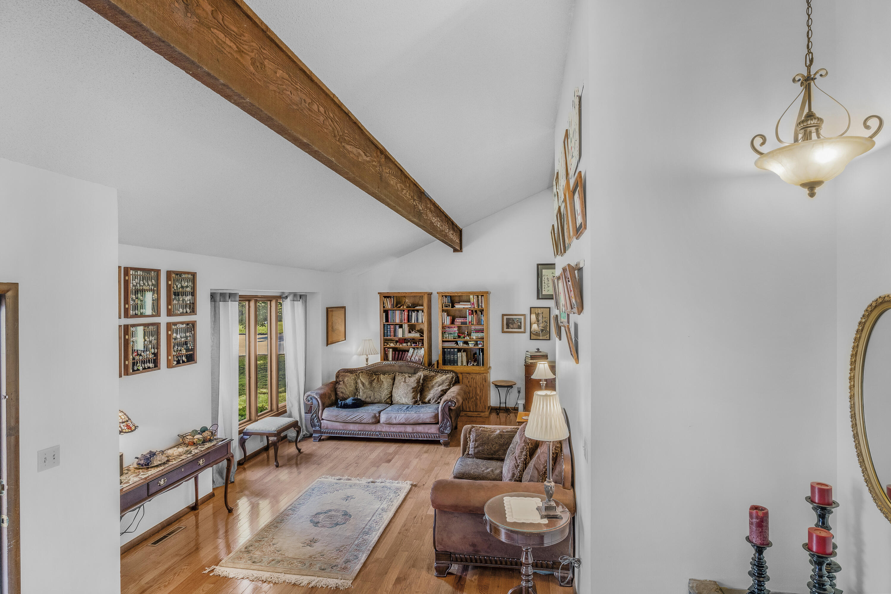 2941 South Versailles Avenue Property Photo 14