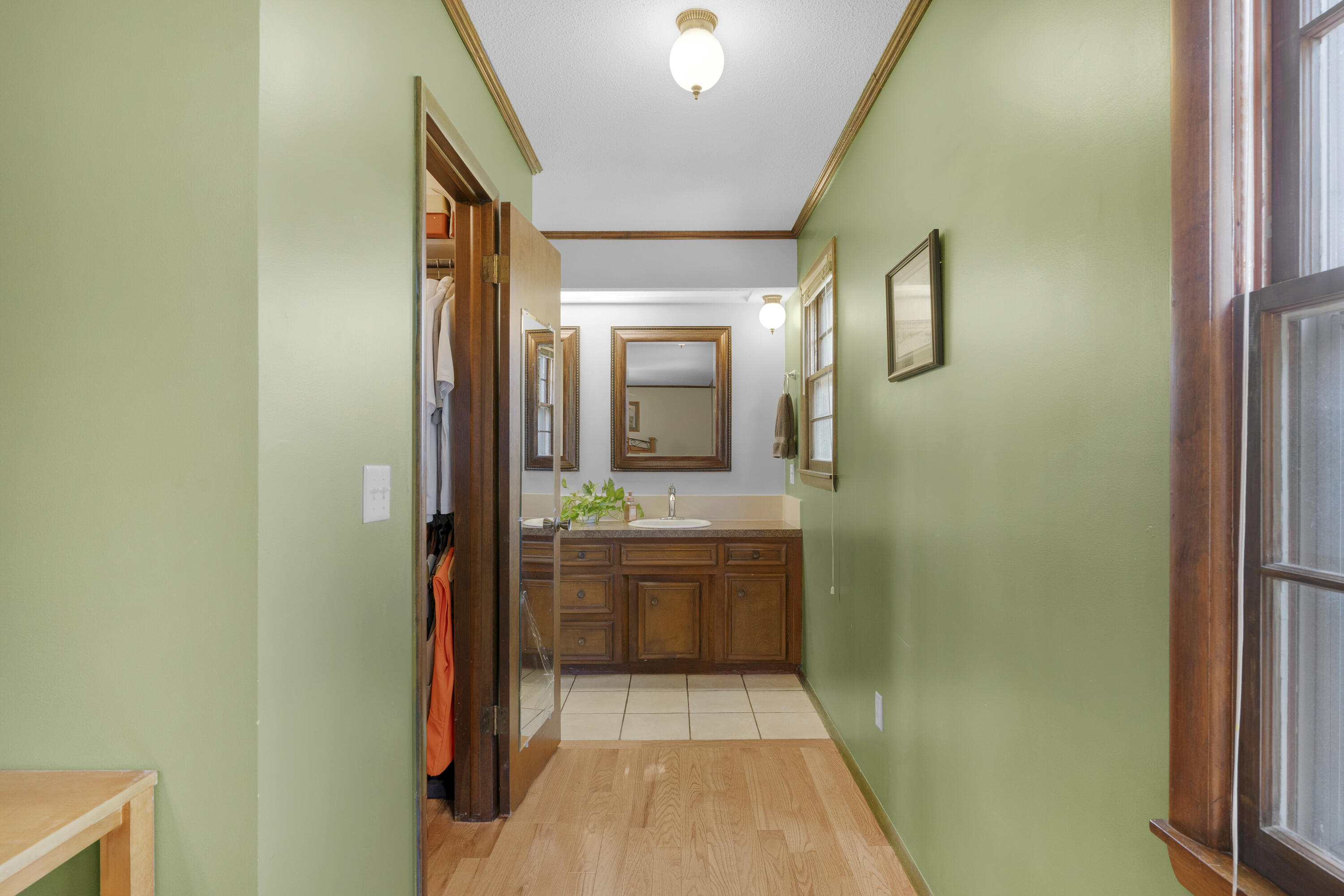 2941 South Versailles Avenue Property Photo 25